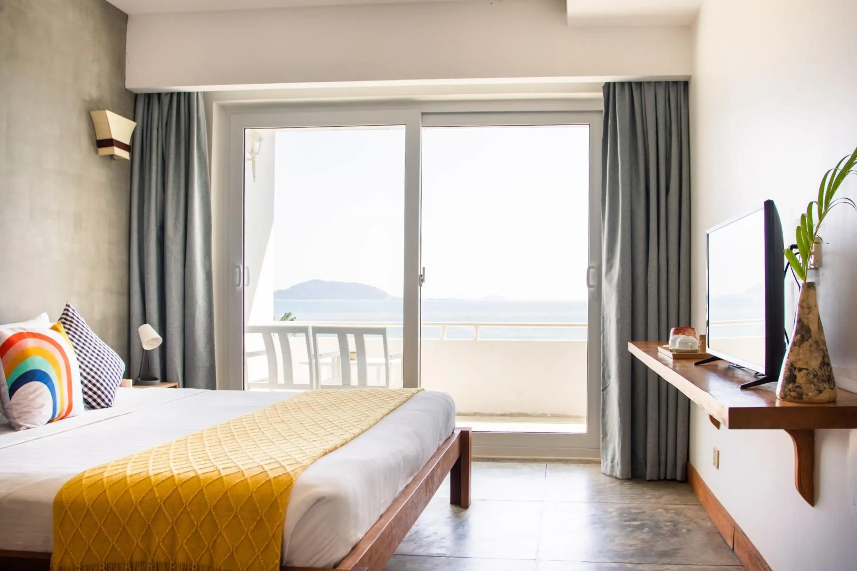 View (from property/room), Bed in Saravoan-Kep Hotel View (from property/room), Bed in Saravoan-Kep Hotel