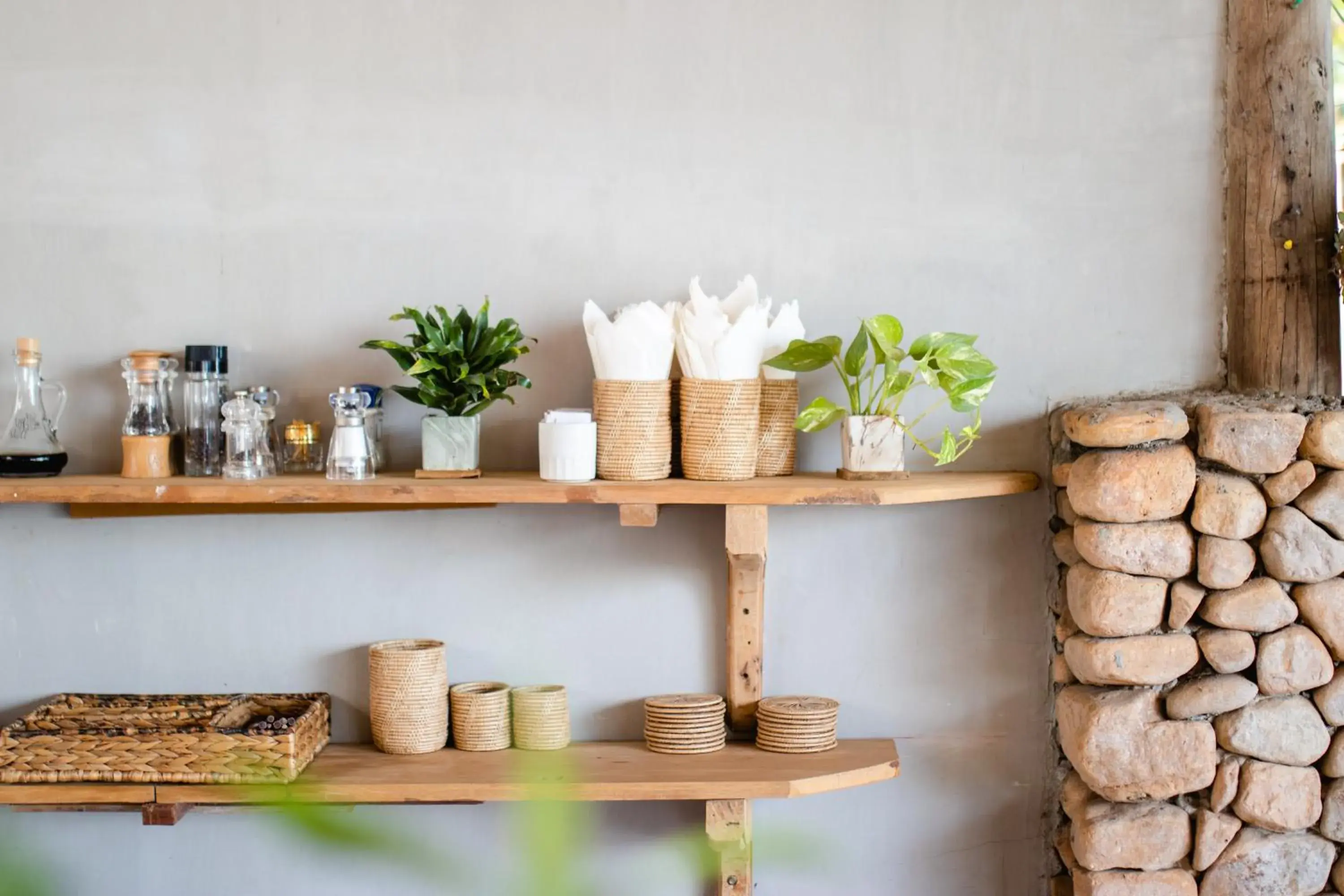 Restaurant/places to eat in Saravoan-Kep Hotel Restaurant/places to eat in Saravoan-Kep Hotel