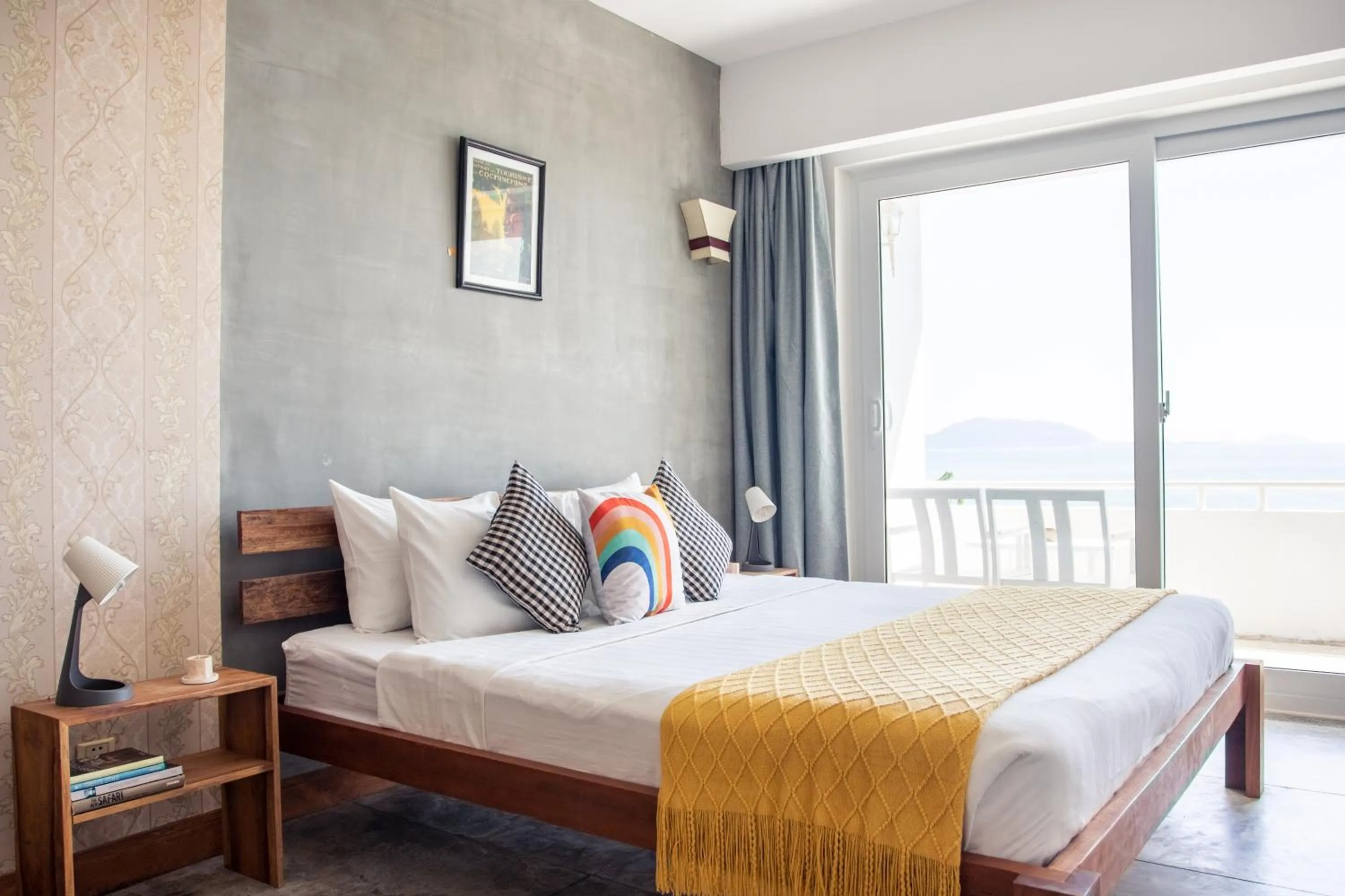 Bed in Saravoan-Kep Hotel