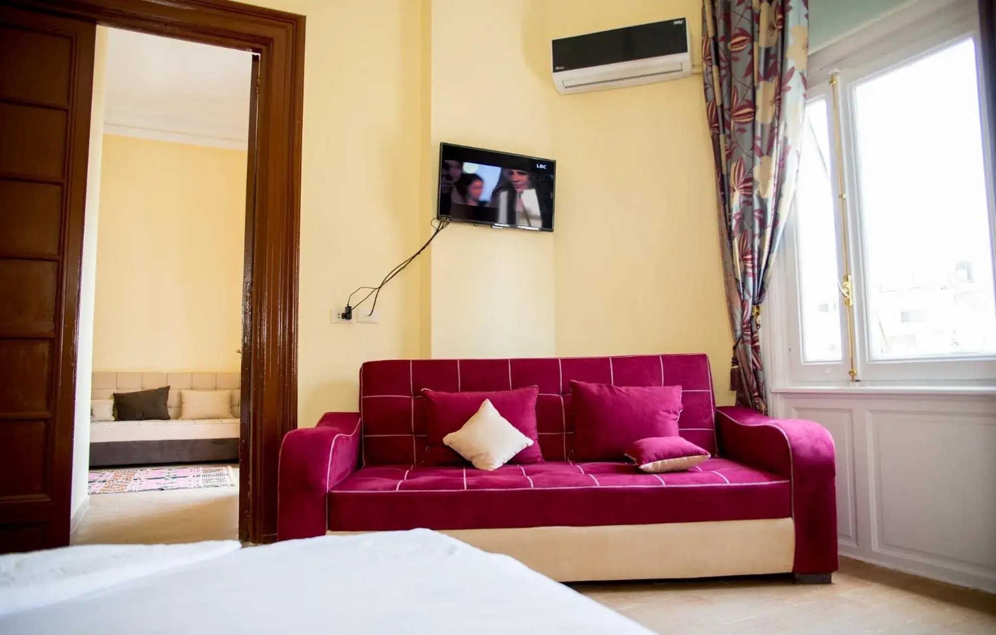 Bed in New Grand Royal Hotel Cairo Bed in New Grand Royal Hotel Cairo