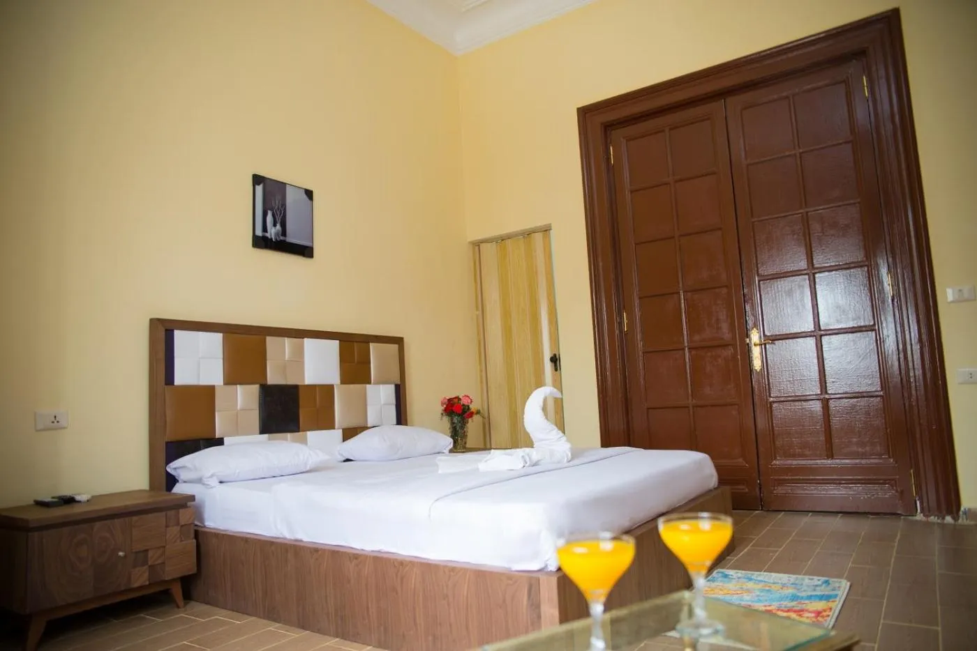 Bed in New Grand Royal Hotel Cairo