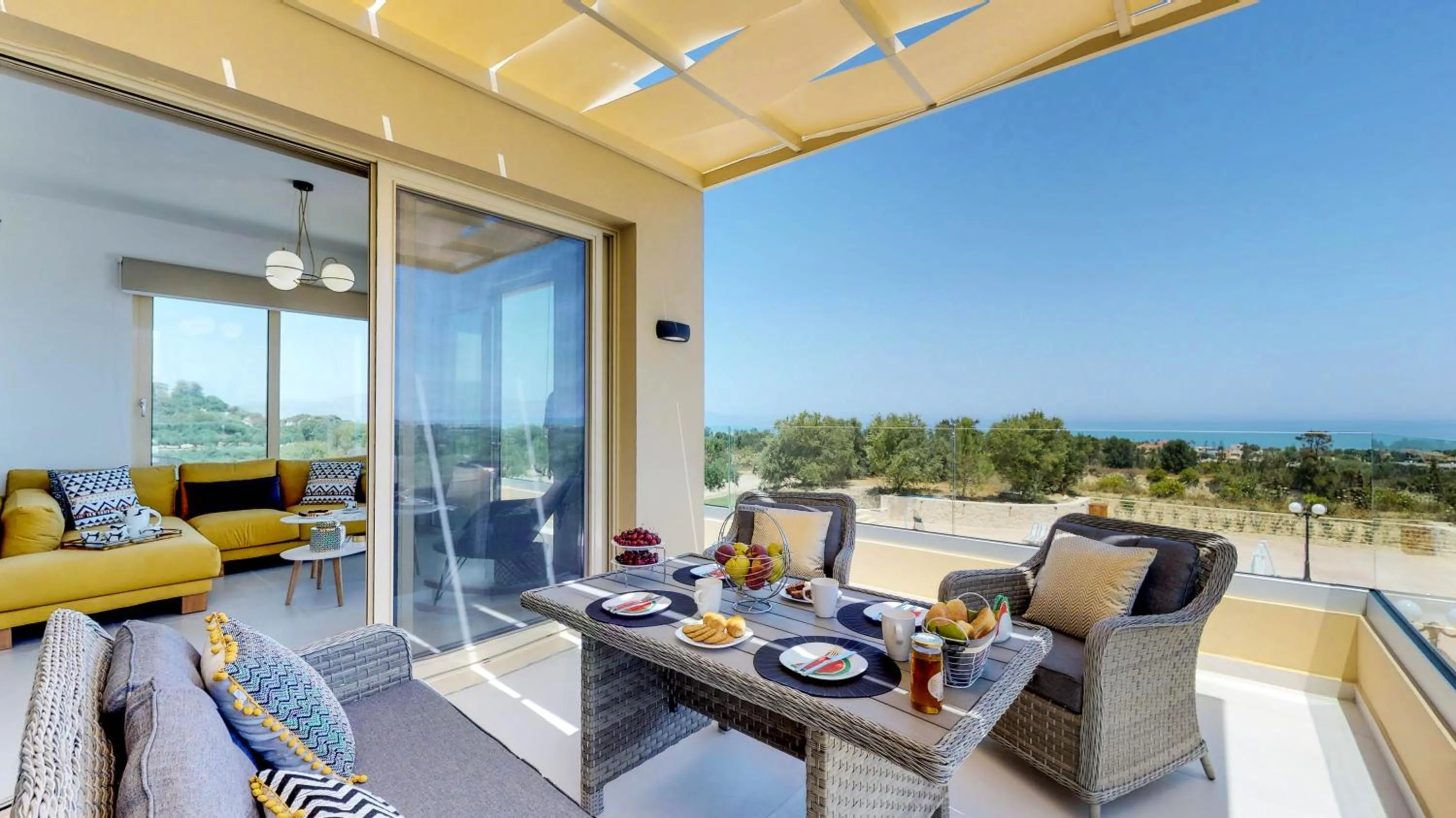 Liberty & Freedom Luxury Villa-heated pool