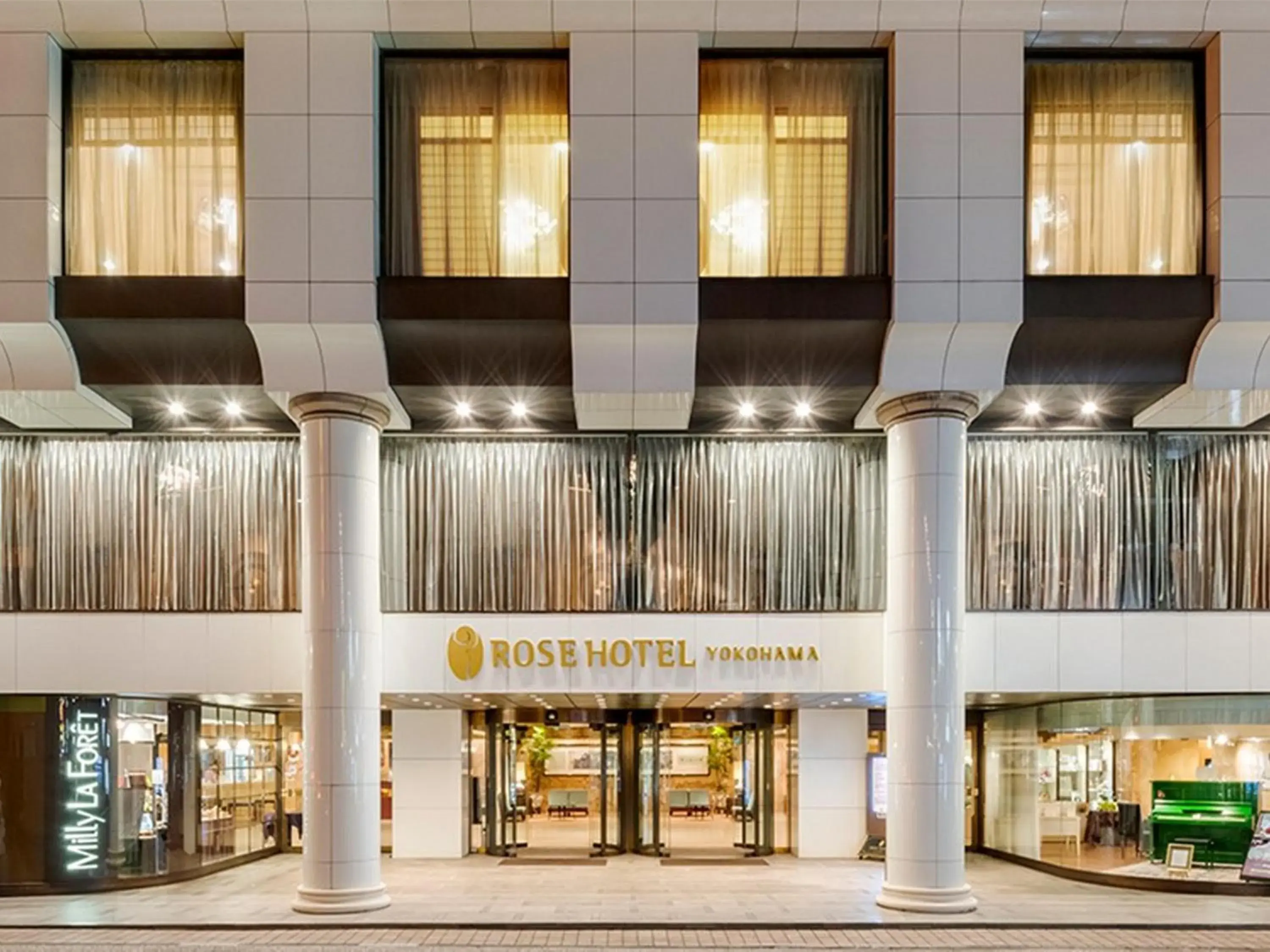 Property building in Rose Hotel Yokohama, The Distinctive Collection By WORLDHOTELS Property building in Rose Hotel Yokohama, The Distinctive Collection By WORLDHOTELS
