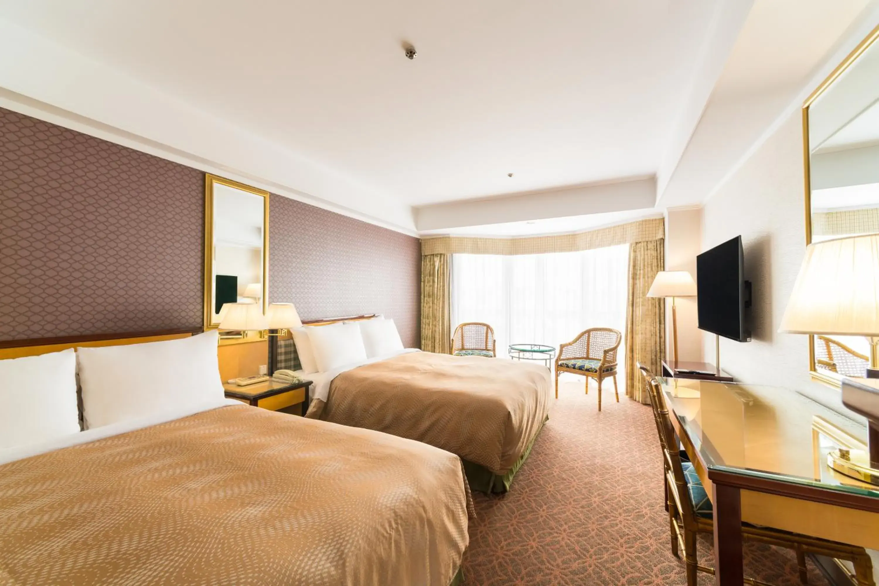 Photo of the whole room, Bed in Rose Hotel Yokohama, The Distinctive Collection By WORLDHOTELS Photo of the whole room, Bed in Rose Hotel Yokohama, The Distinctive Collection By WORLDHOTELS