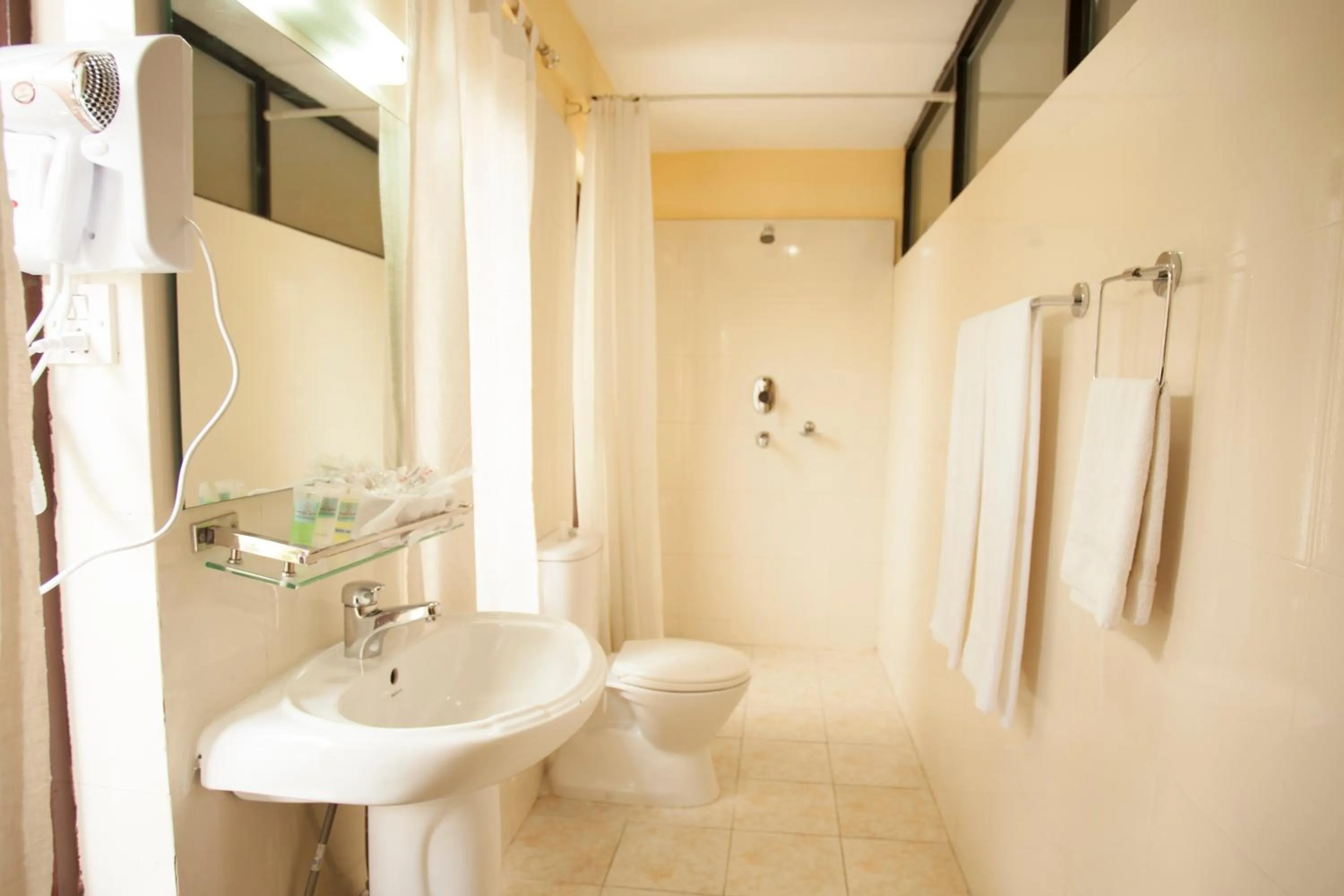 Bathroom in Royal Astoria Hotel