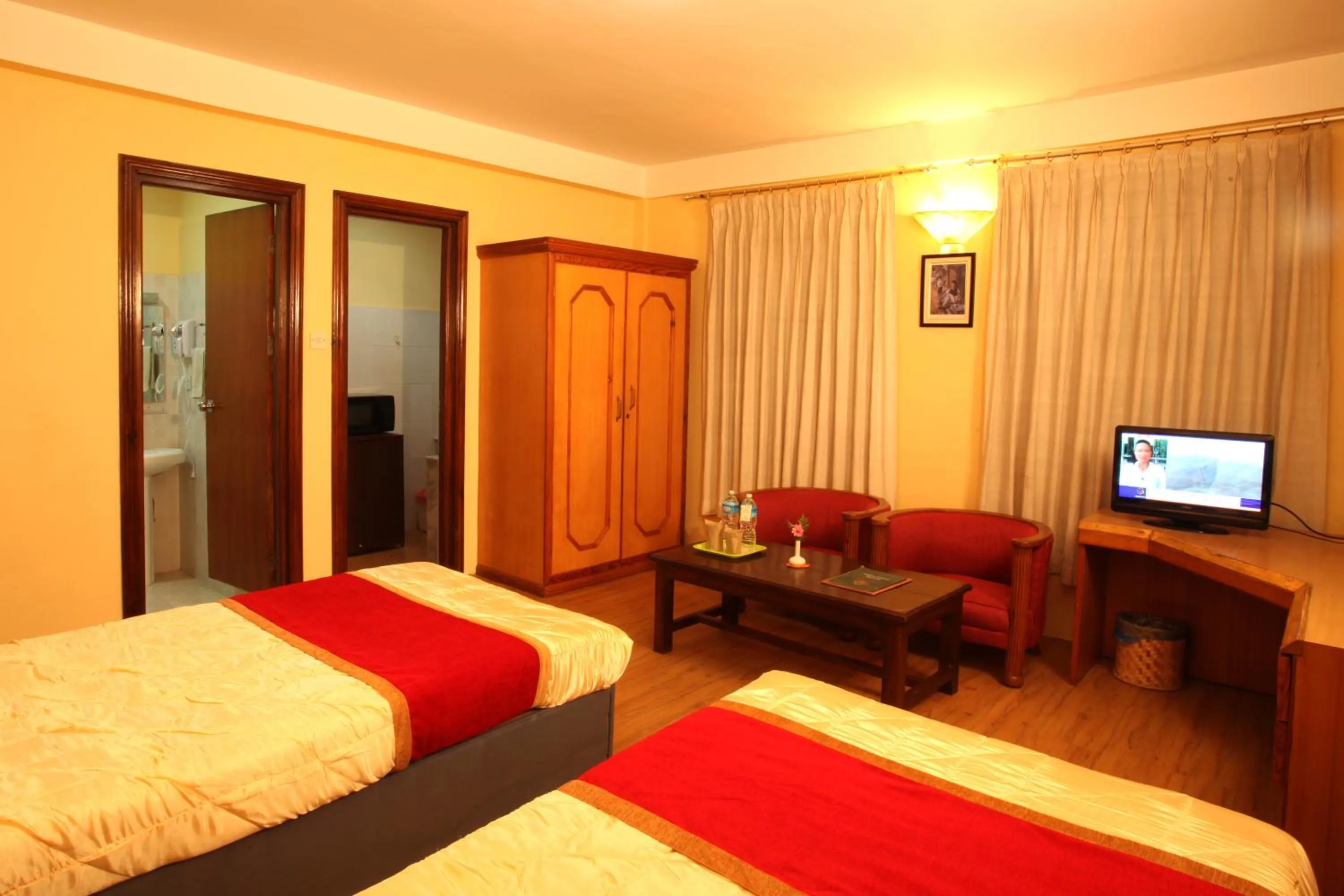 Photo of the whole room, Bed in Royal Astoria Hotel