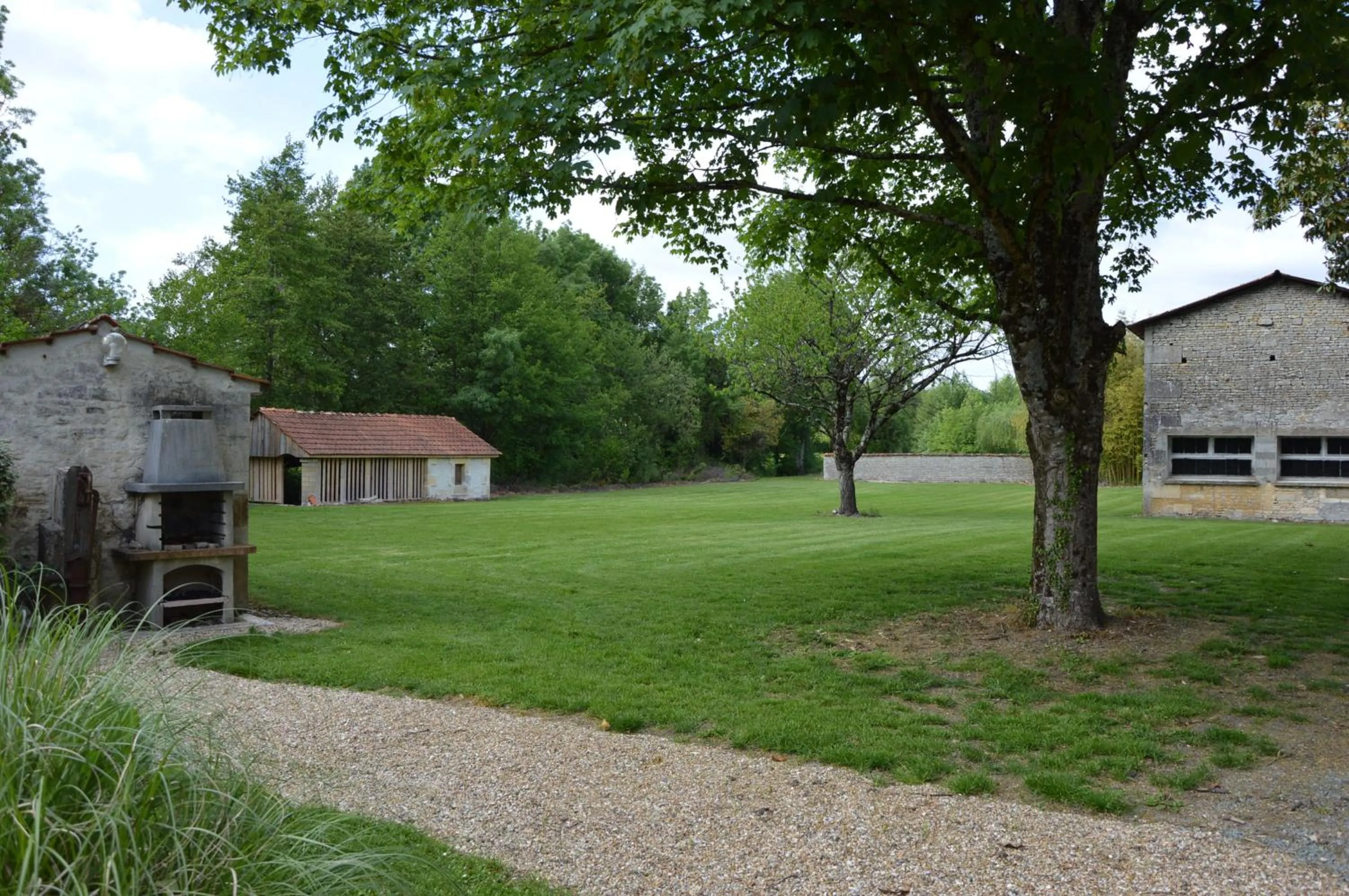 Garden view in Logis Des Bessons