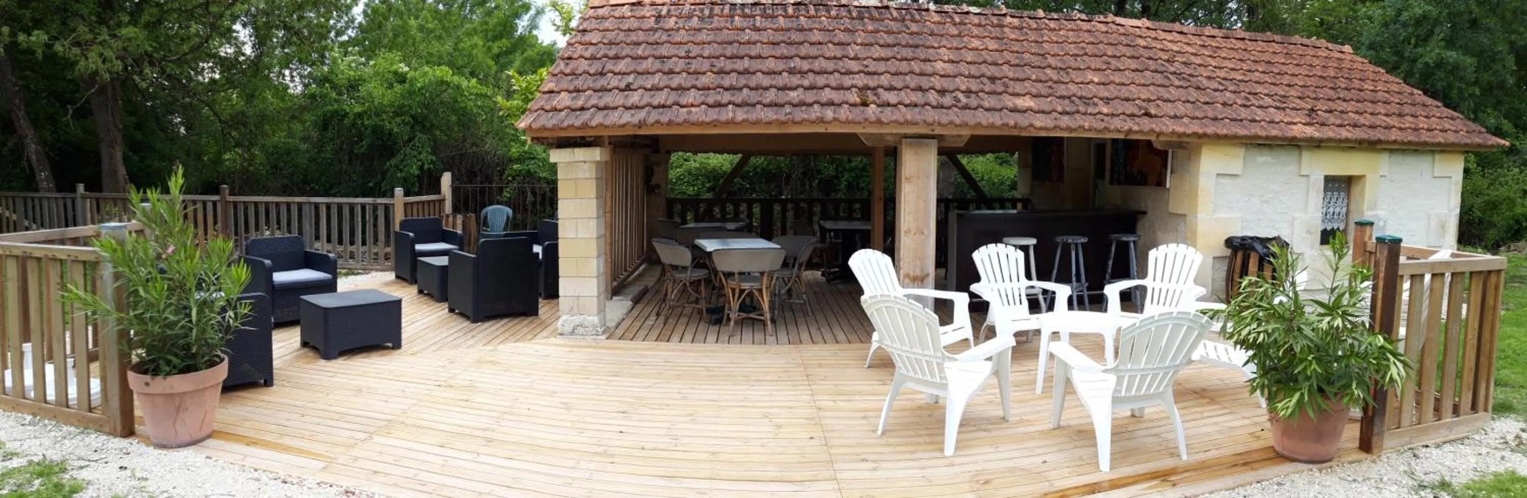 Patio in Logis Des Bessons