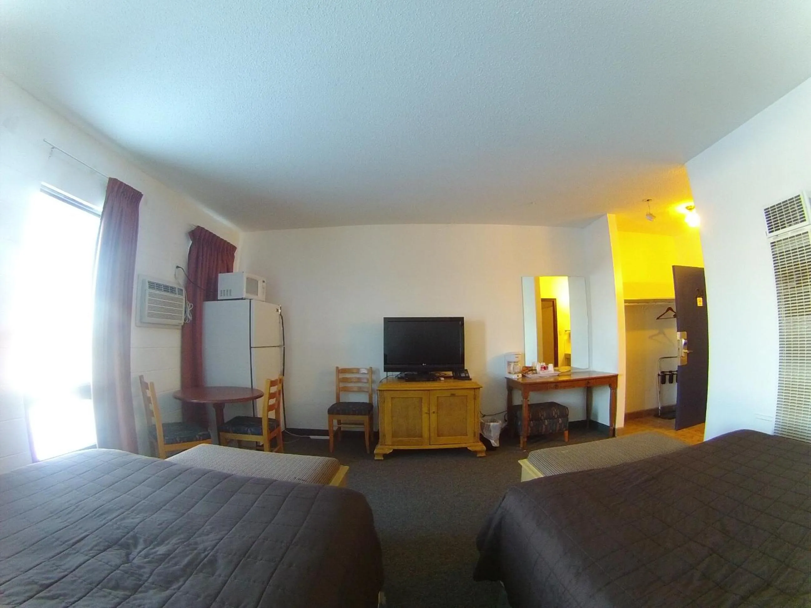 Bed in Rycroft Hotel