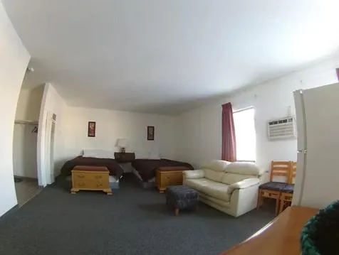 Budget Single Room in Rycroft Hotel