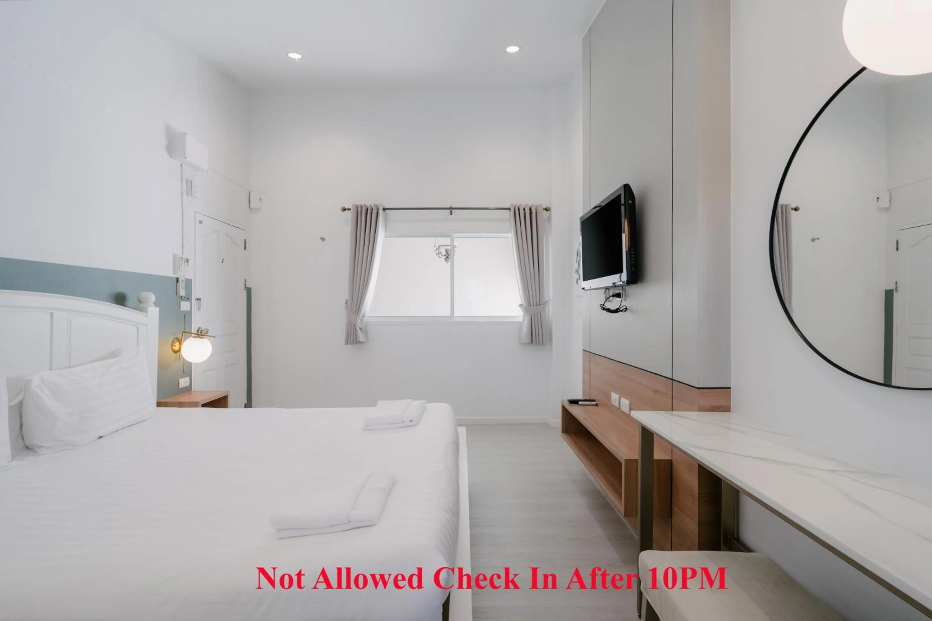 Bed in Baan Sutra Guesthouse