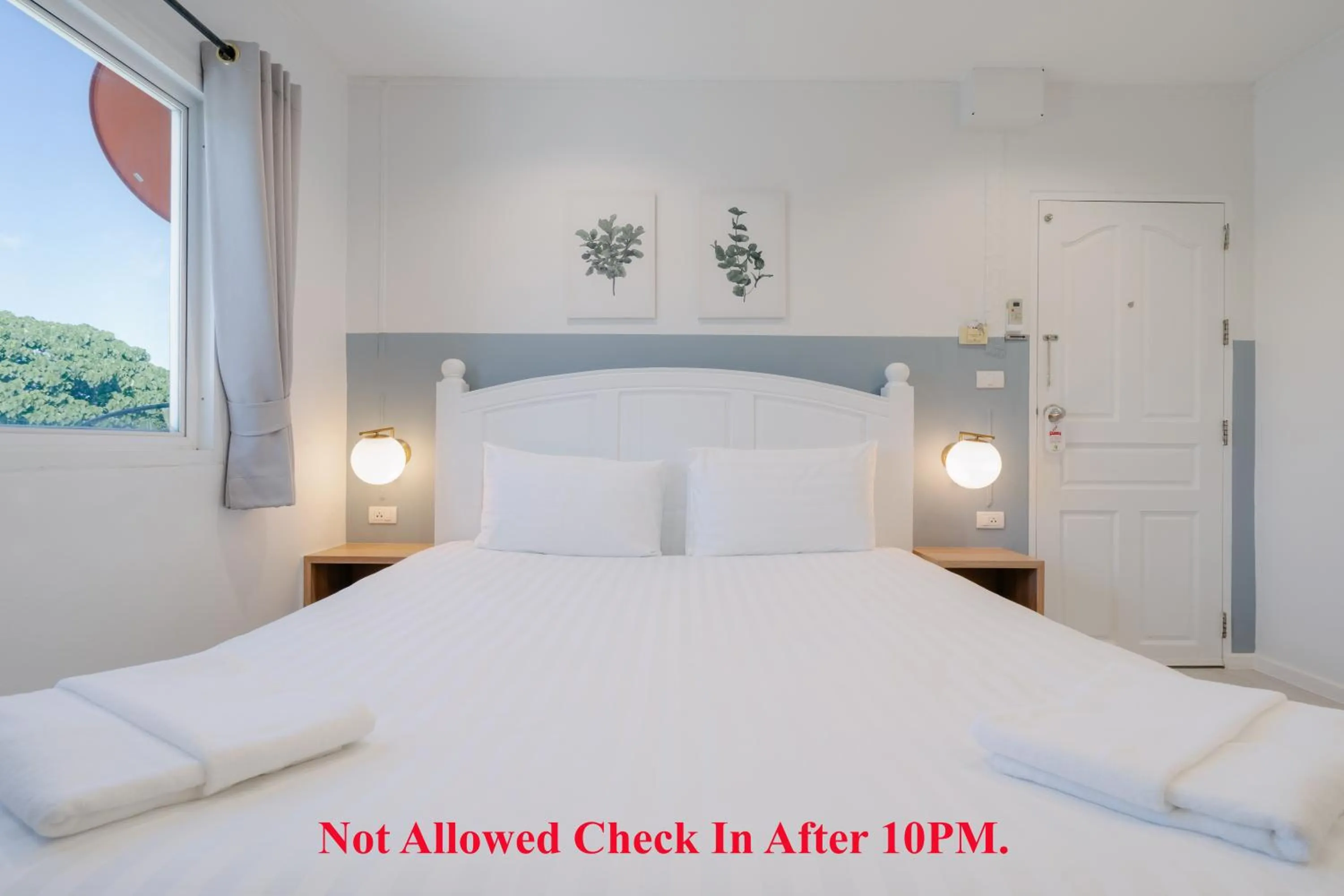 Bed in Baan Sutra Guesthouse