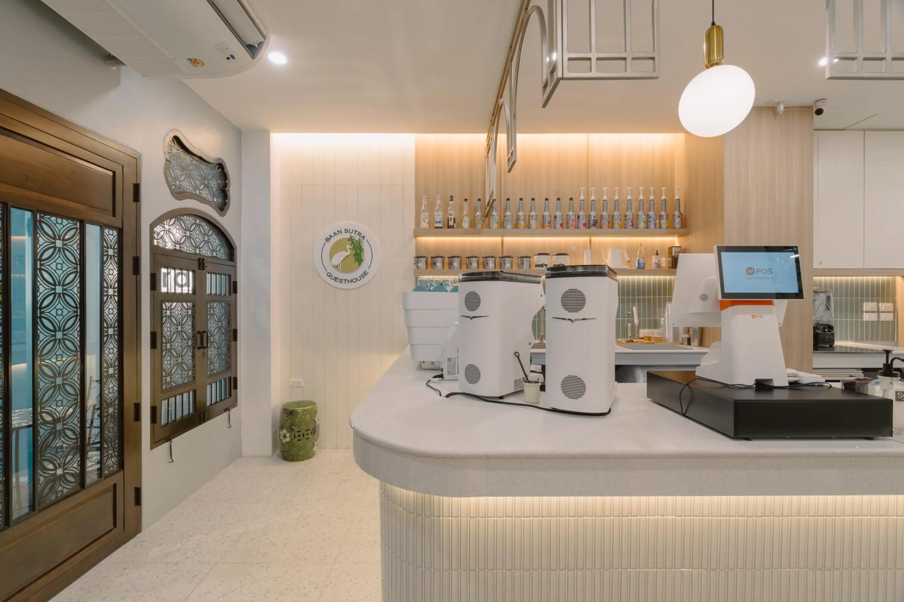 Lobby or reception in Baan Sutra Guesthouse