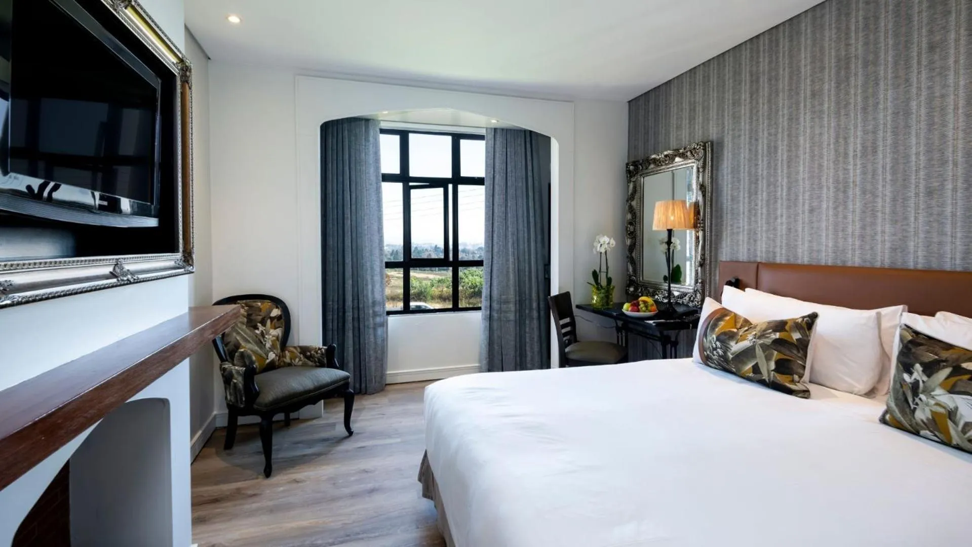 Bed in ANEW Hotel Hilton Pietermaritzburg