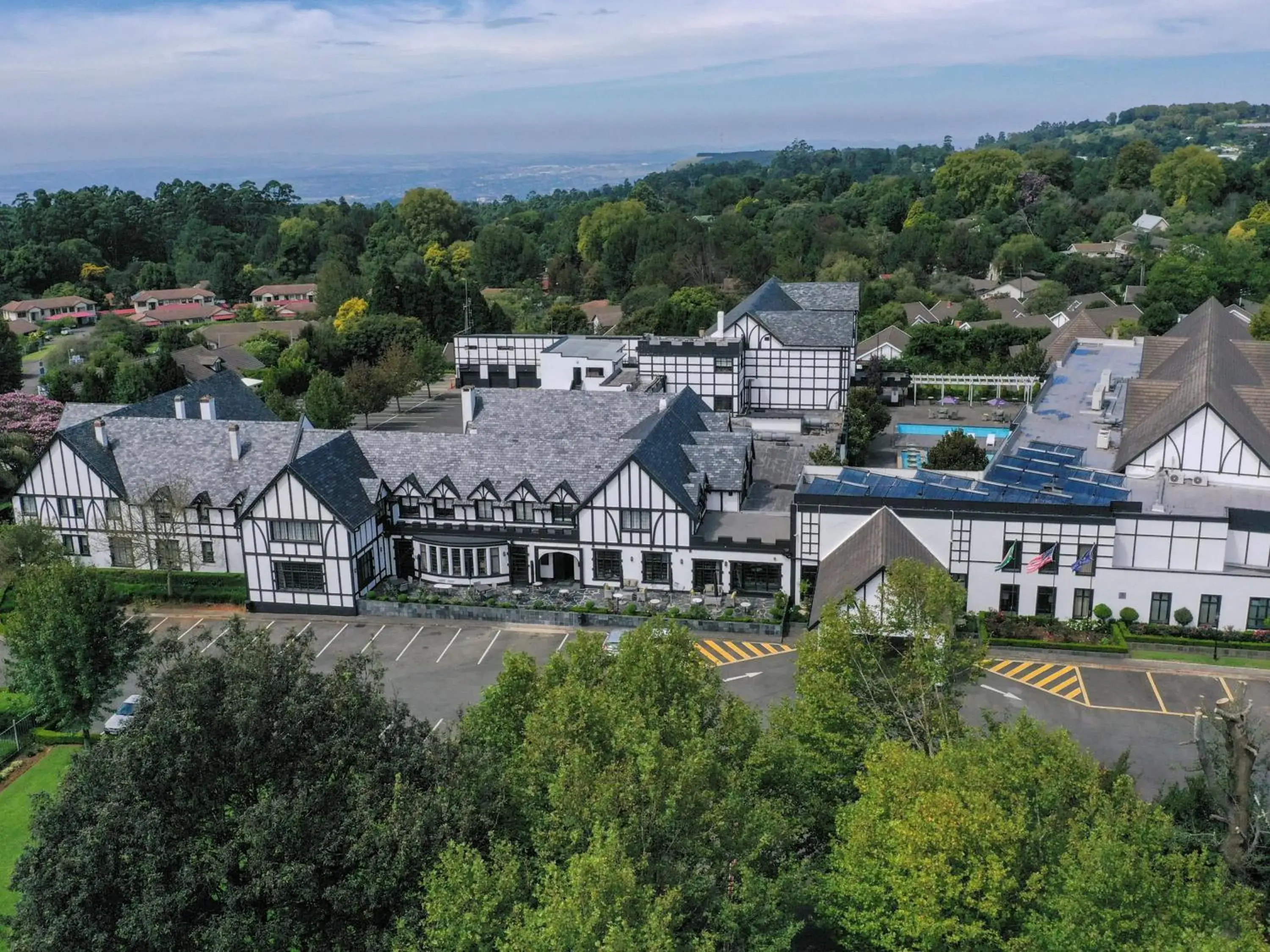 Property building in ANEW Hotel Hilton Pietermaritzburg Property building in ANEW Hotel Hilton Pietermaritzburg