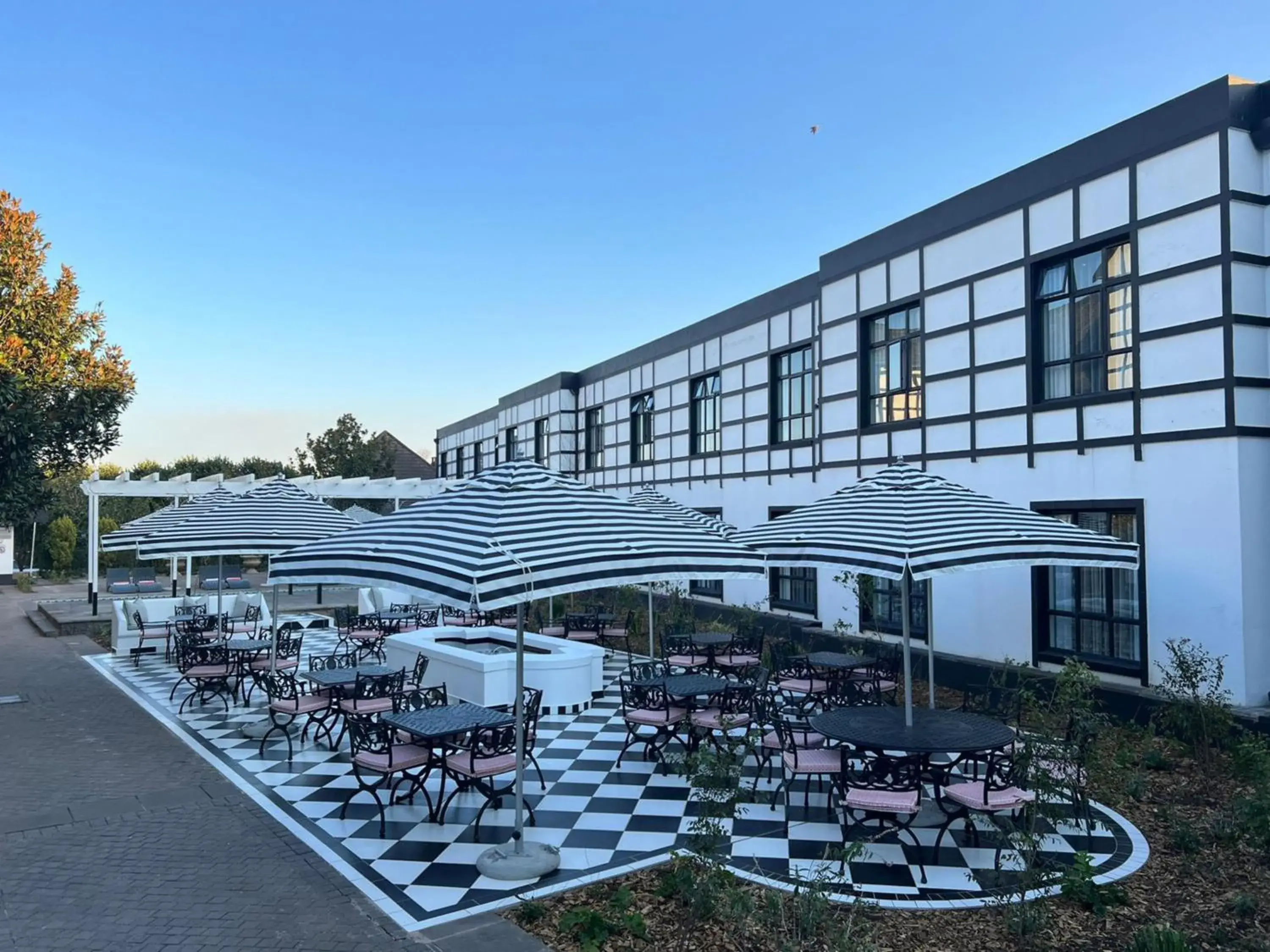 Property building in ANEW Hotel Hilton Pietermaritzburg Property building in ANEW Hotel Hilton Pietermaritzburg