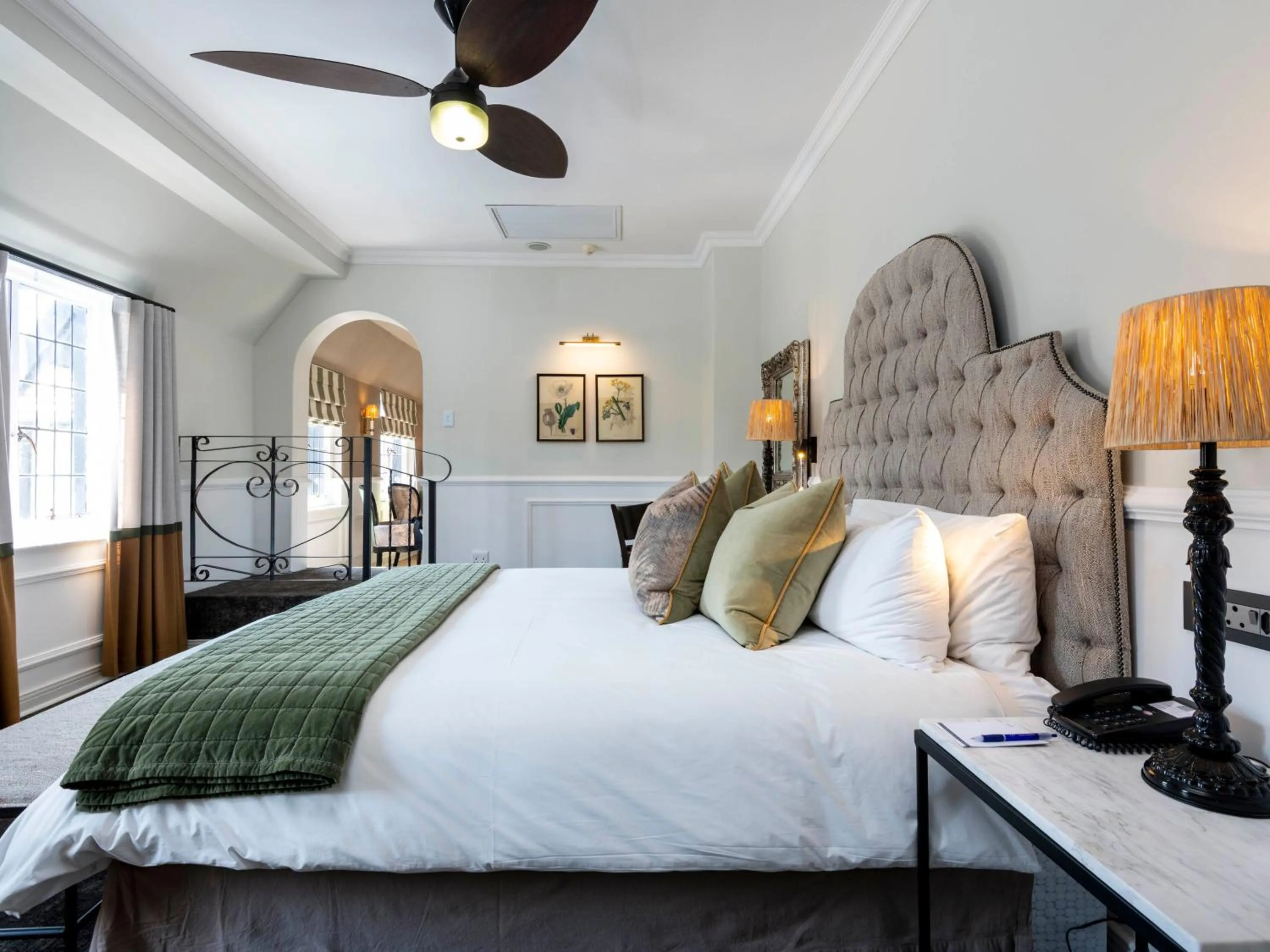 Bed in ANEW Hotel Hilton Pietermaritzburg