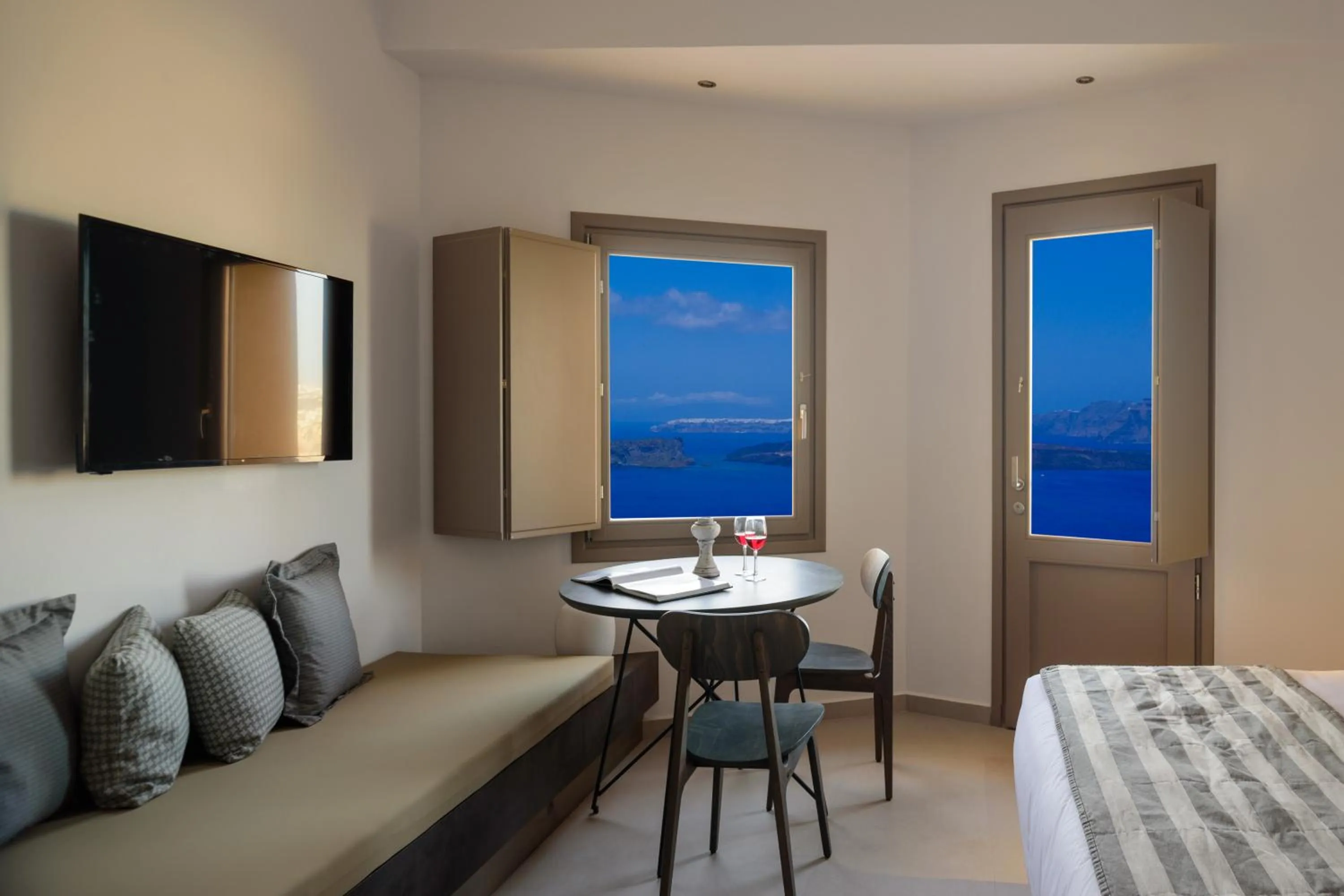 Bed in Kalestesia Suites