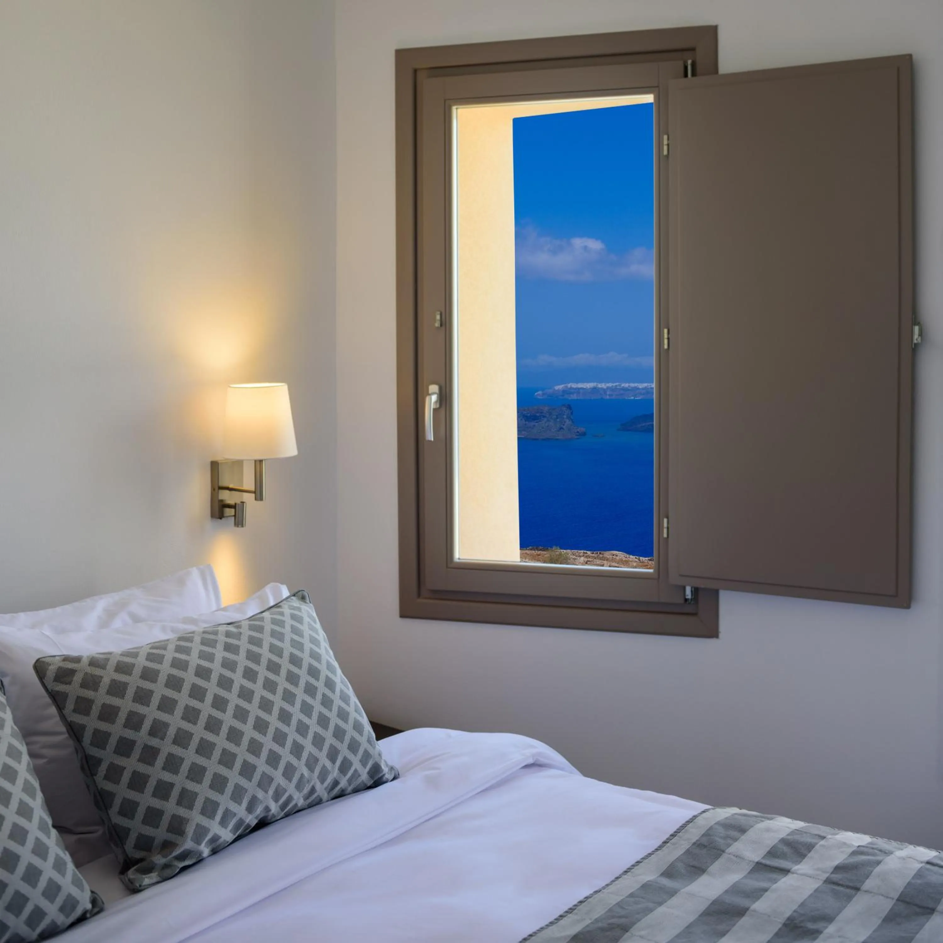 Bed in Kalestesia Suites