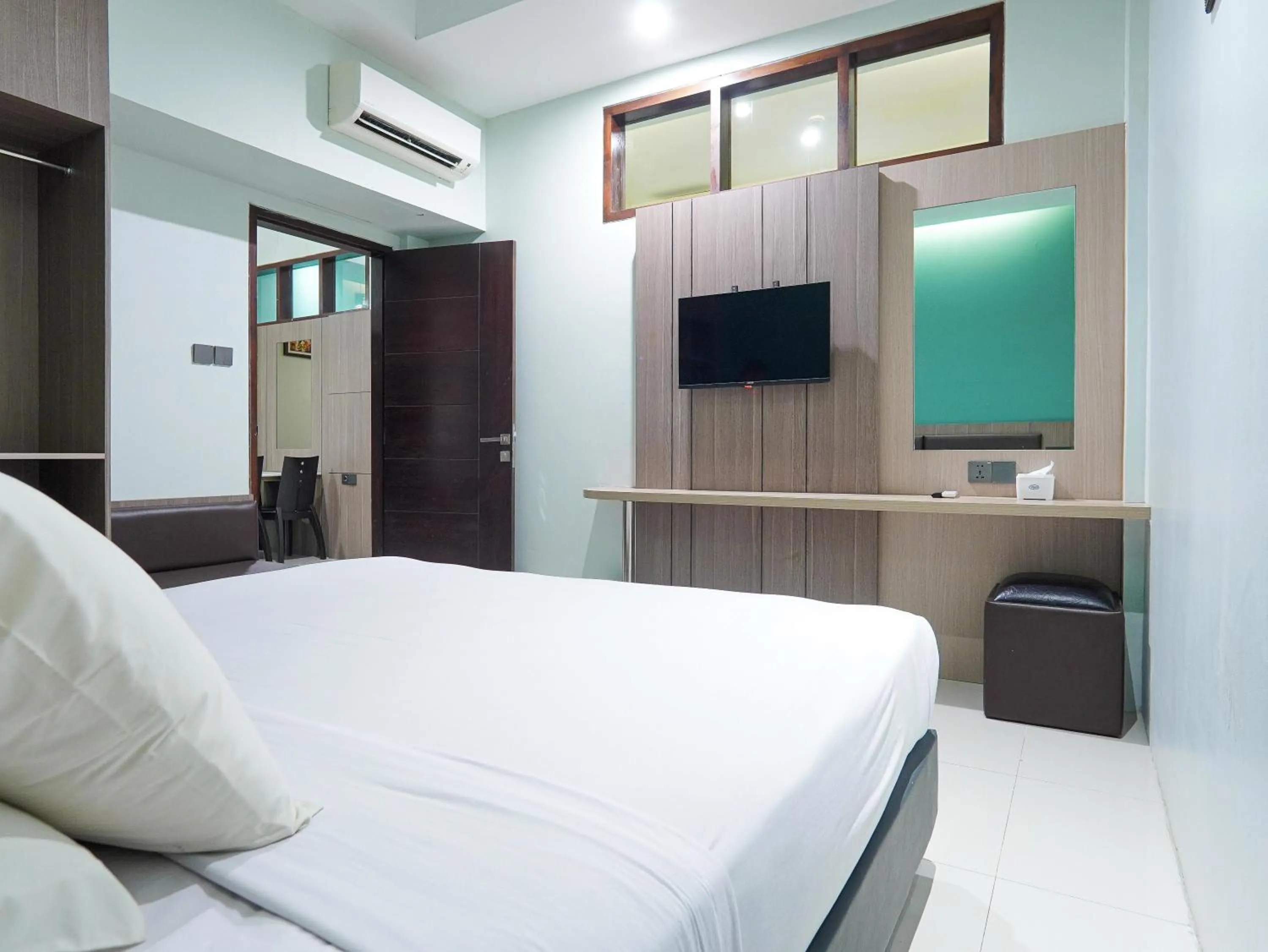 Bed in Sun In Pangandaran Hotel