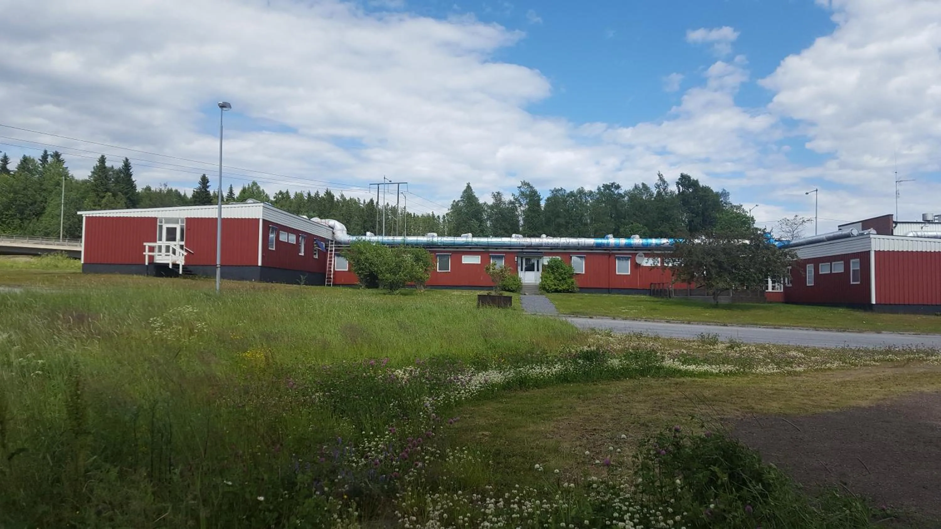 Summer in Highway Hotel