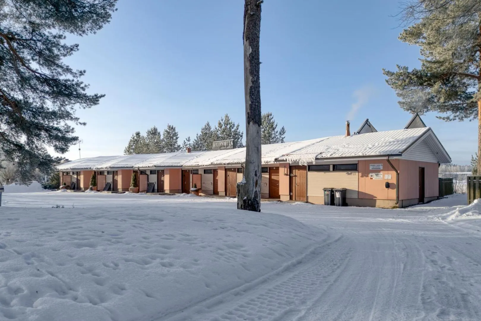Property building in Jääskän Loma Apartment Hotel Härmä