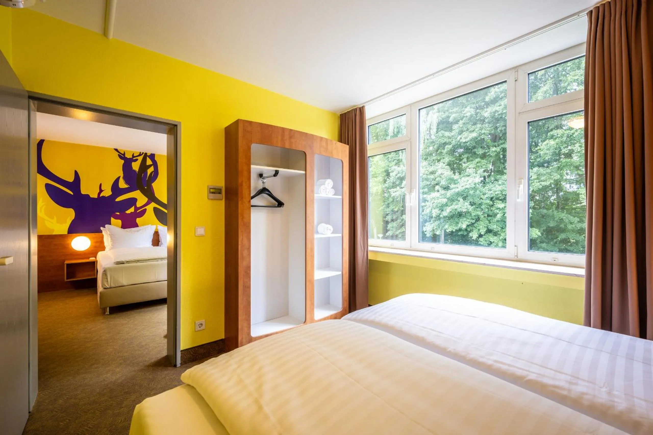 Family, Bed in Hotel Göttingen-West