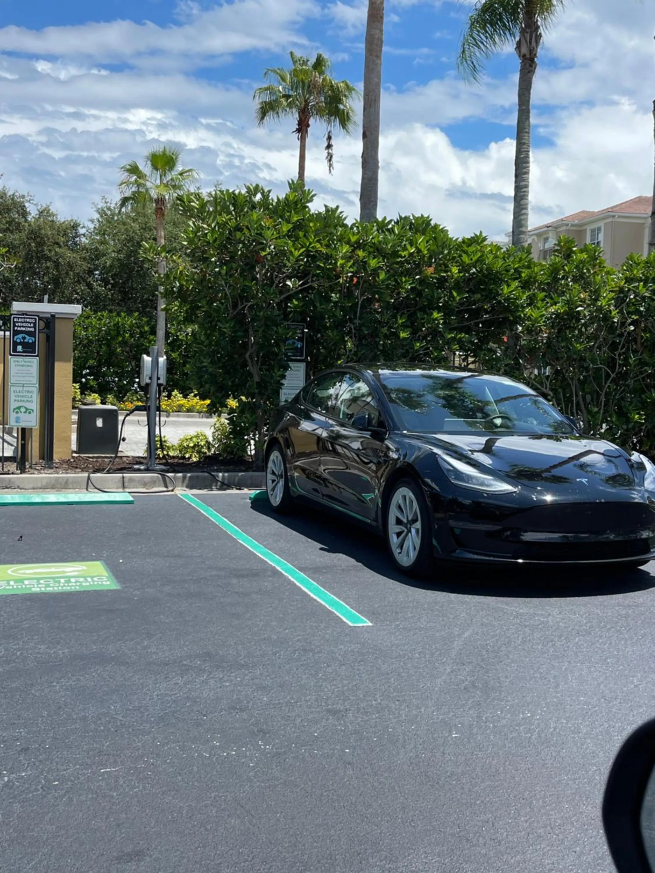 Parking in Executive 3 Bedroom Villa at Universal,Convention Center, Vista Cay