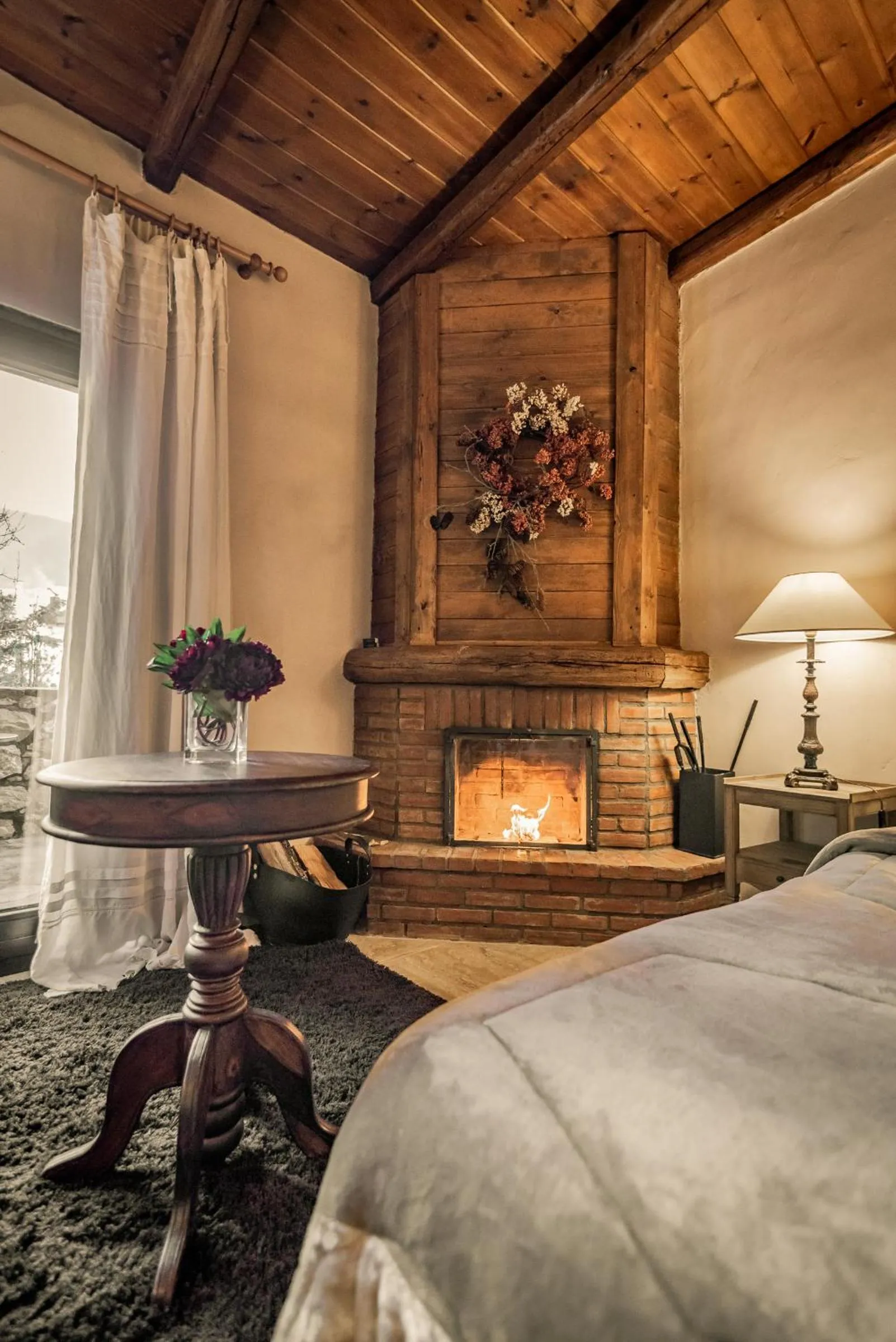 Bed in Chalet Sapin Hotel