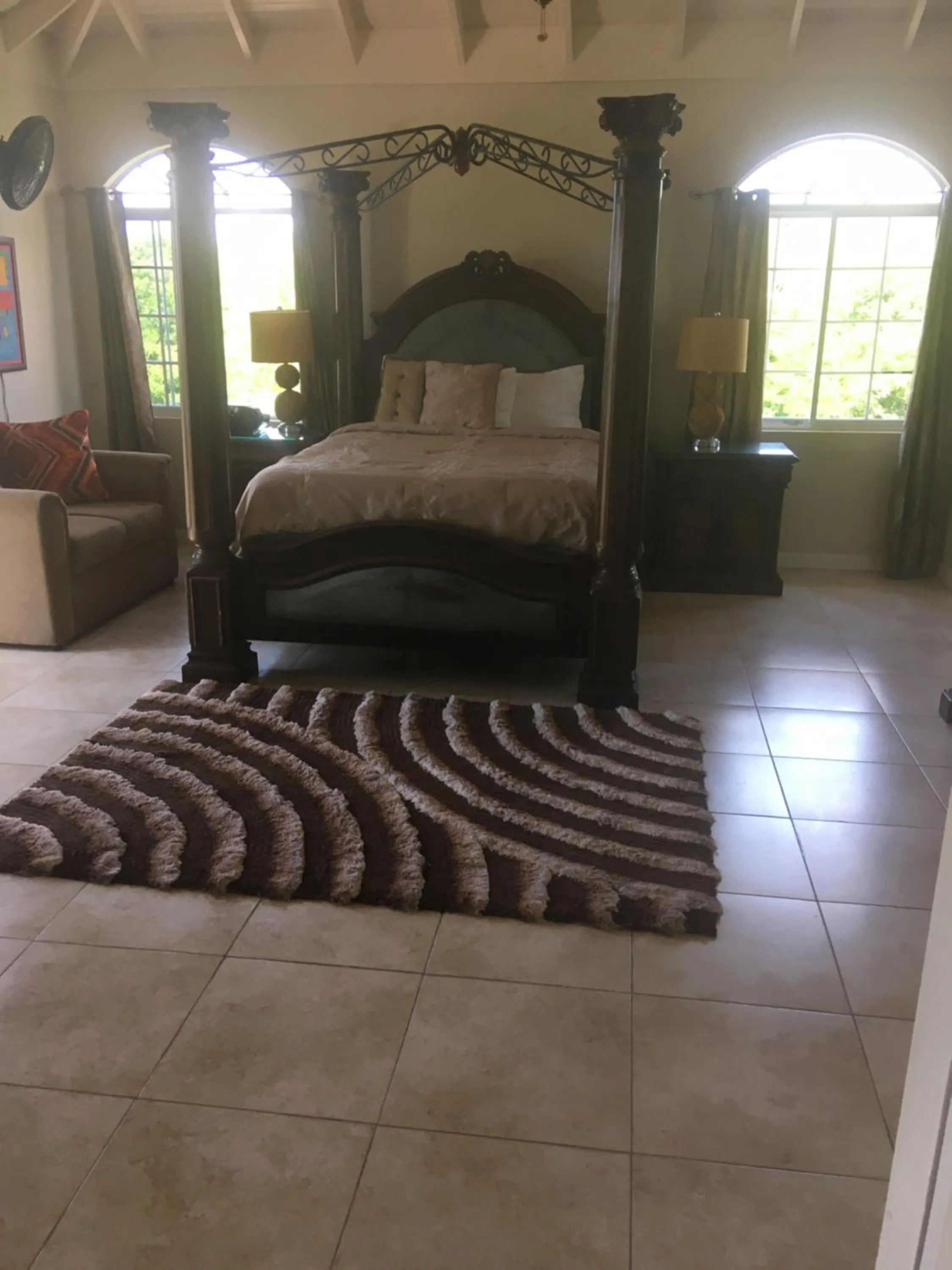 Bed in Retreat Guest House