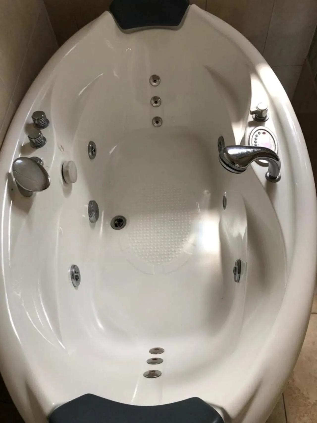 Bathroom in Retreat Guest House