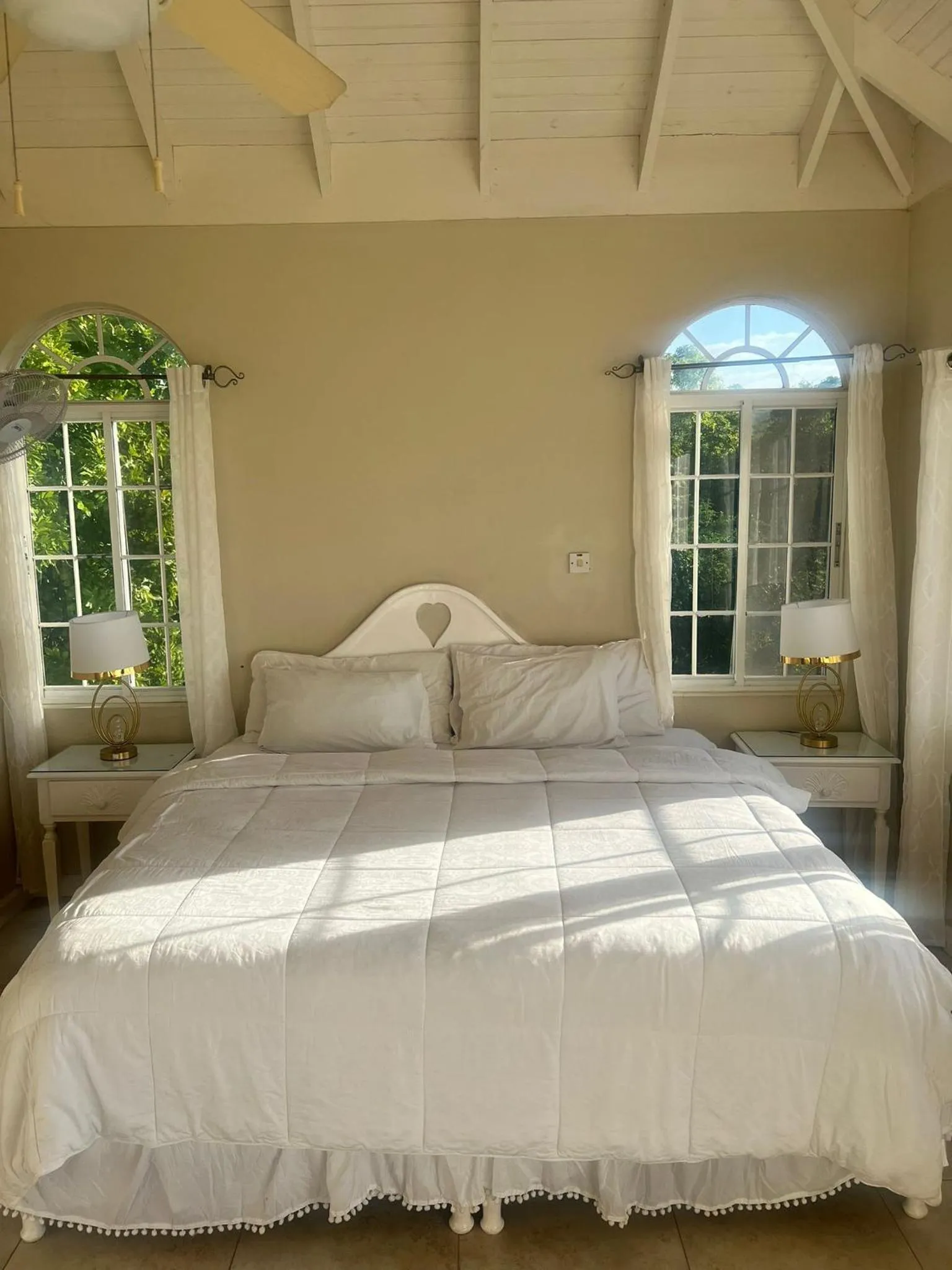 Bedroom, Bed in Retreat Guest House