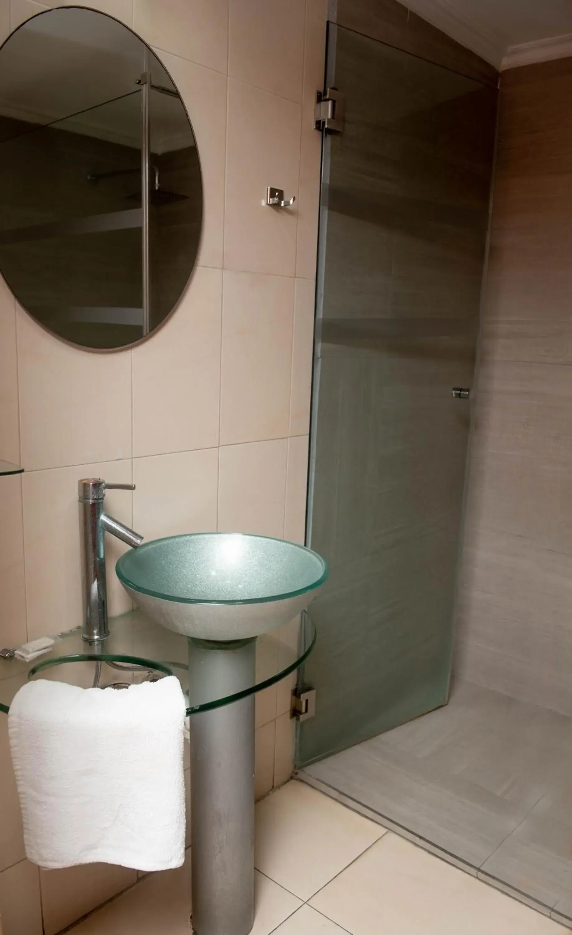 Cresta Inn Cresta Inn