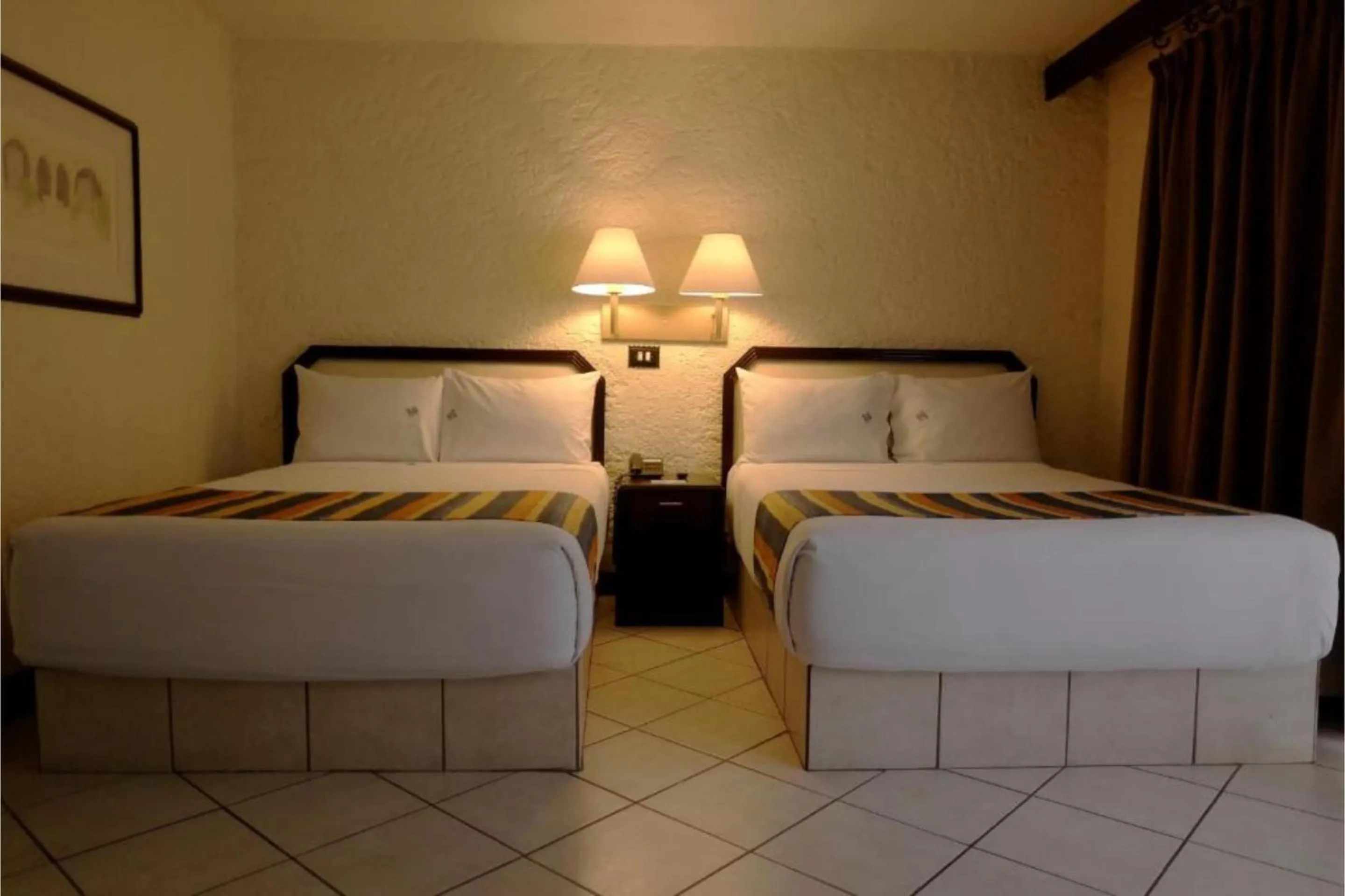 Bedroom, Bed in Hotel Del Portal, Puebla