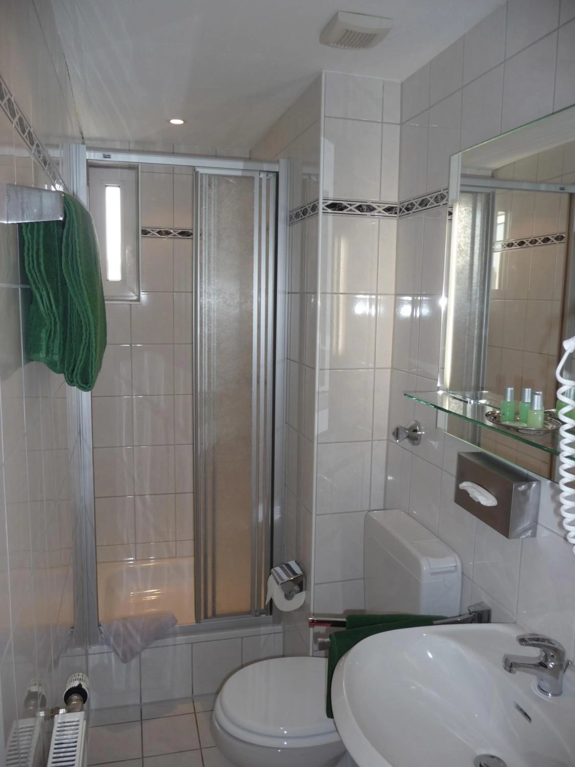 Bathroom in Hotel Sechzehn