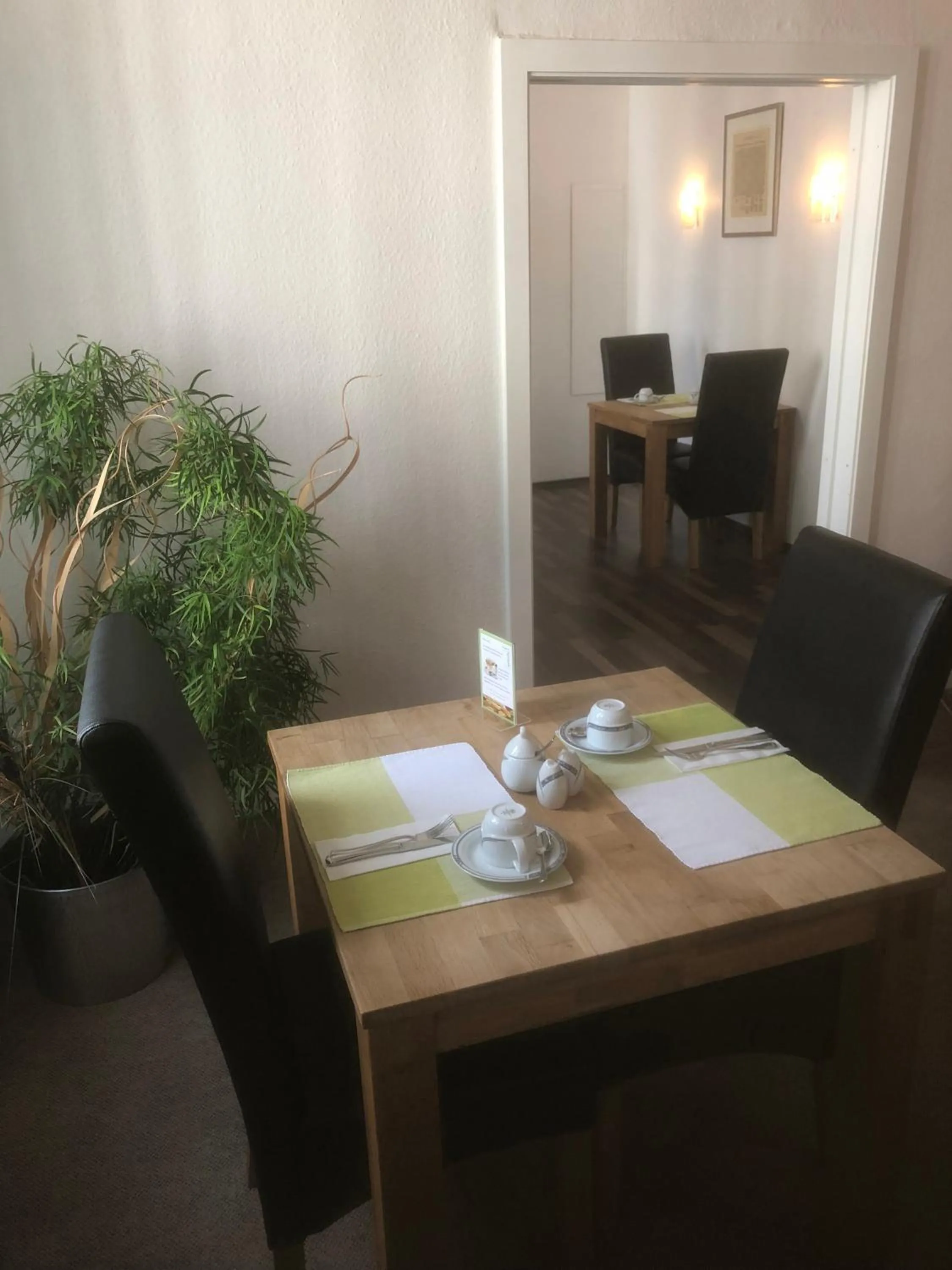 Restaurant/places to eat in Hotel Sechzehn
