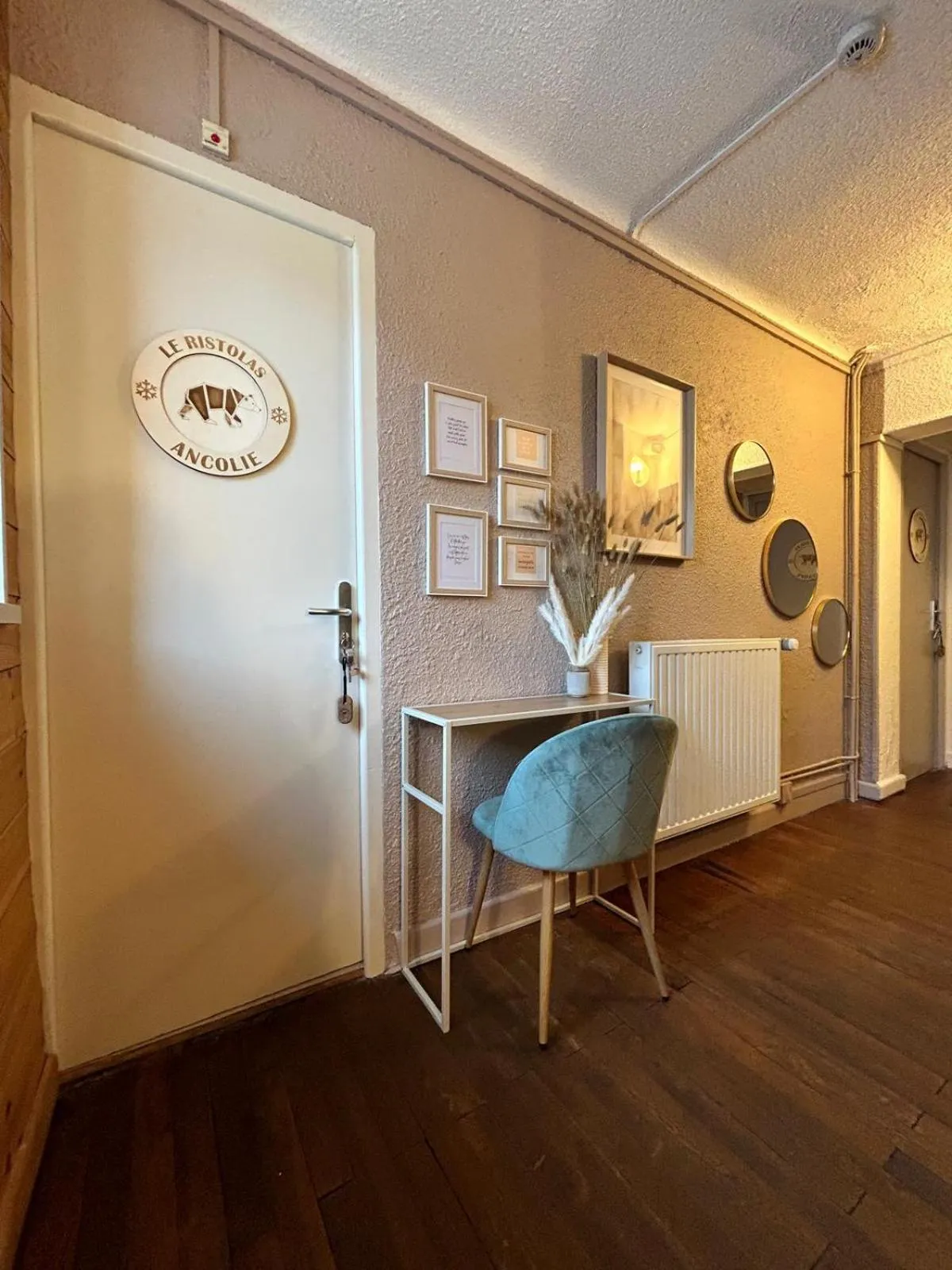 Facade/entrance in Le Ristolas