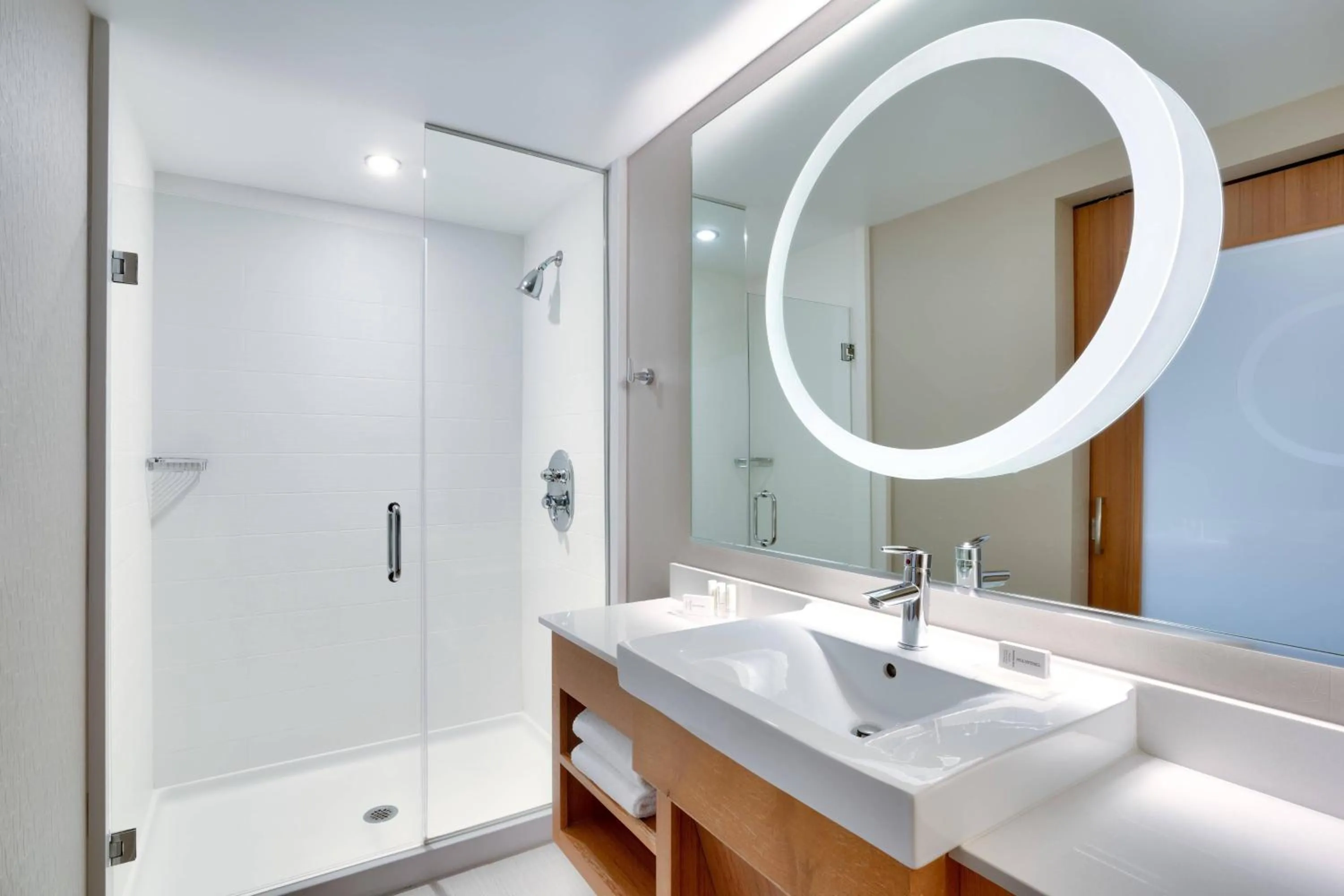 Bathroom in SpringHill Suites by Marriott Salt Lake City Draper