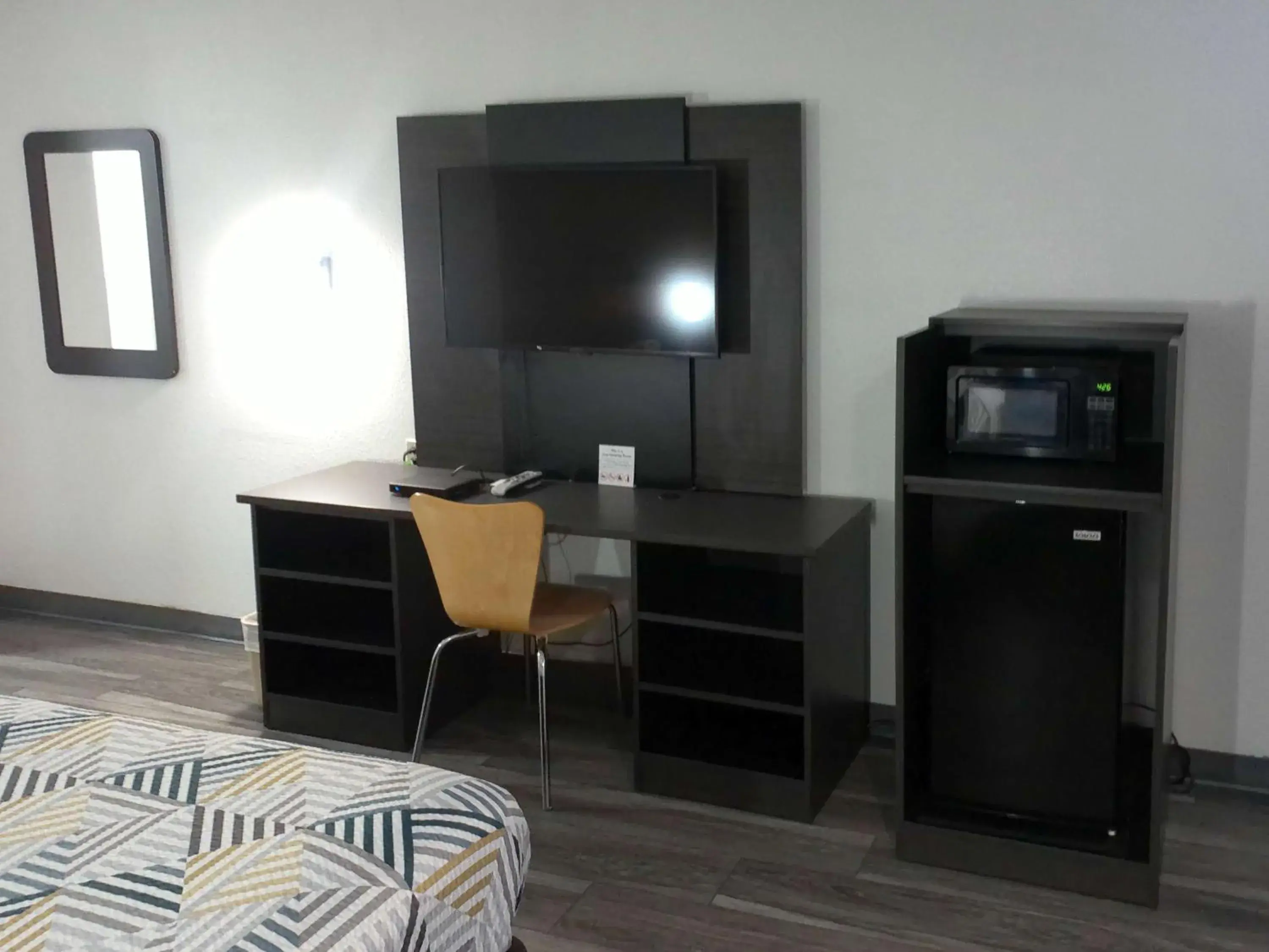 Bedroom in Motel 6-Winslow, AZ Bedroom in Motel 6-Winslow, AZ