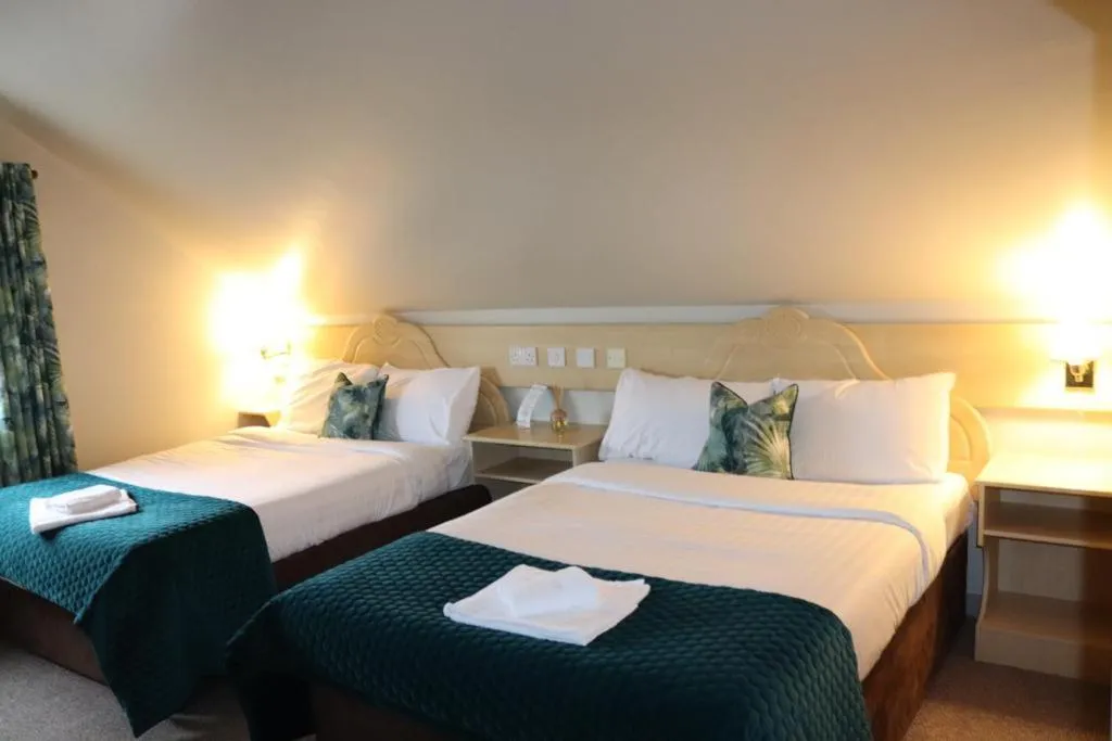 Bed in Hillview Lodge