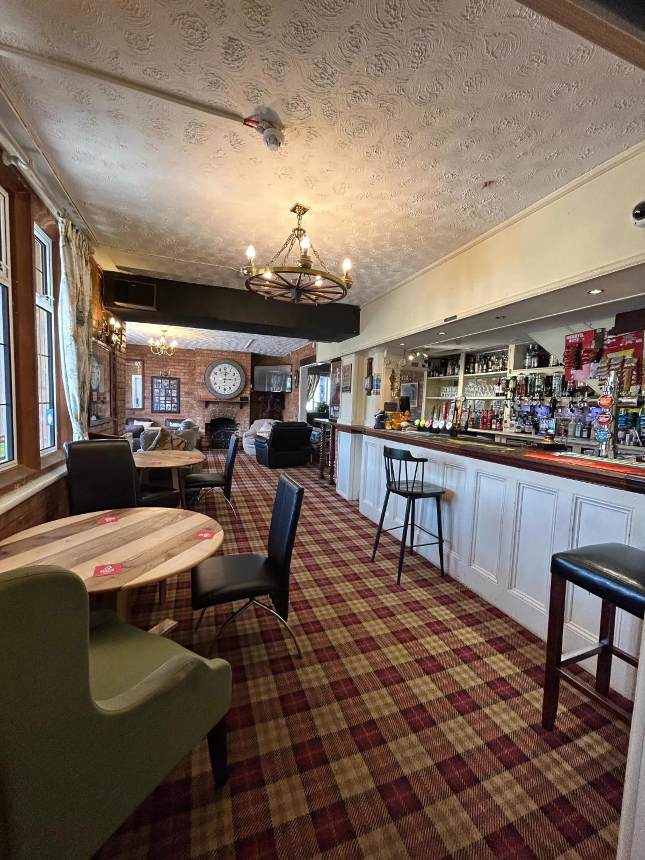 Lounge or bar in Halfway House Inn Country Lodge
