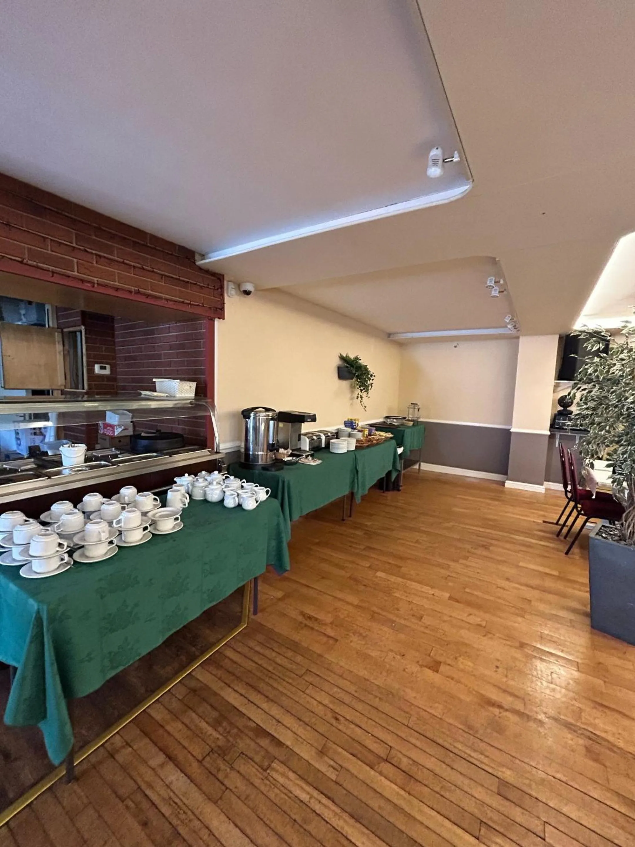 Activities in Halfway House Inn Country Lodge