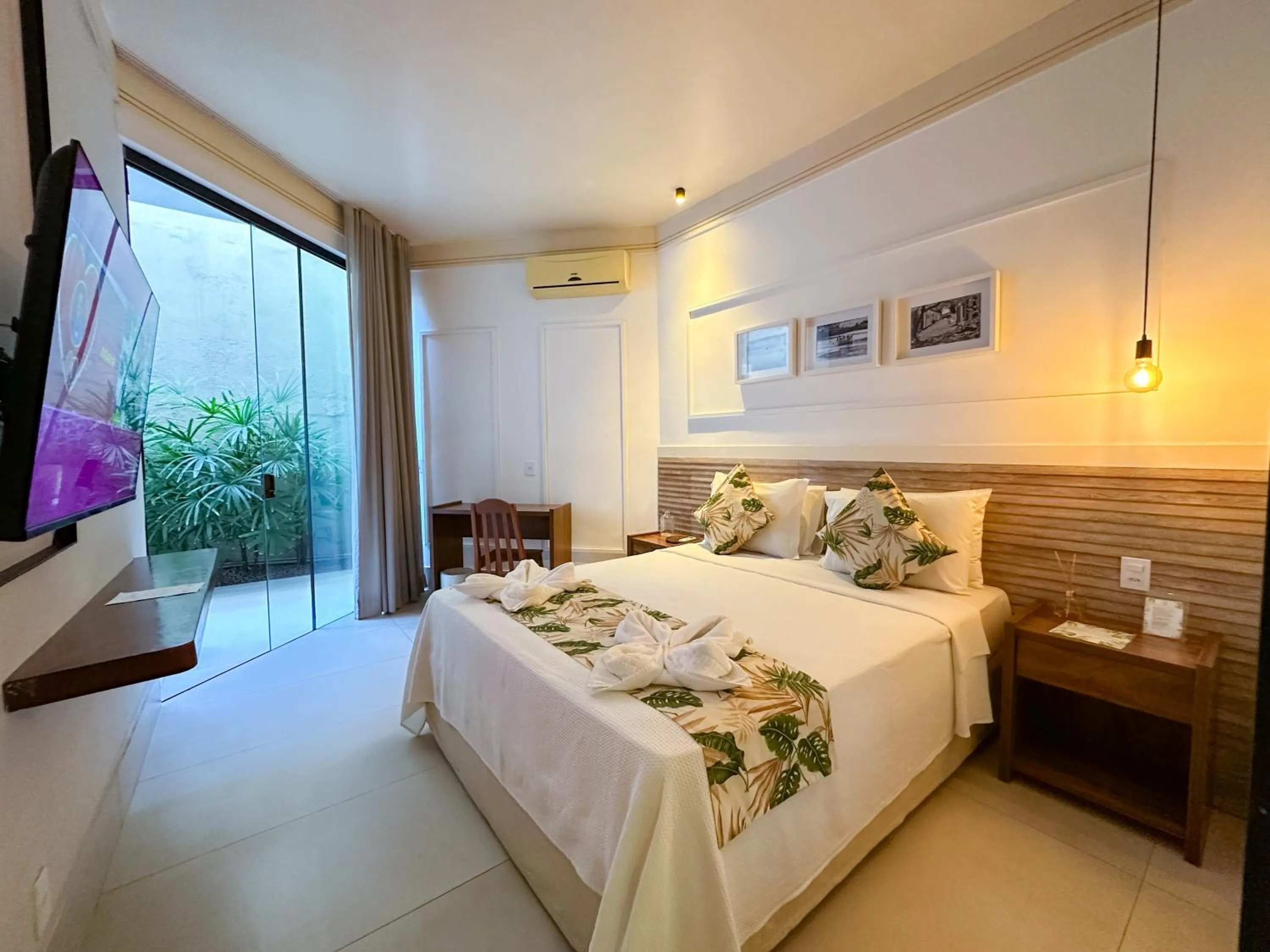 Patio, Bed in Passagem Concept Hotel e Spa