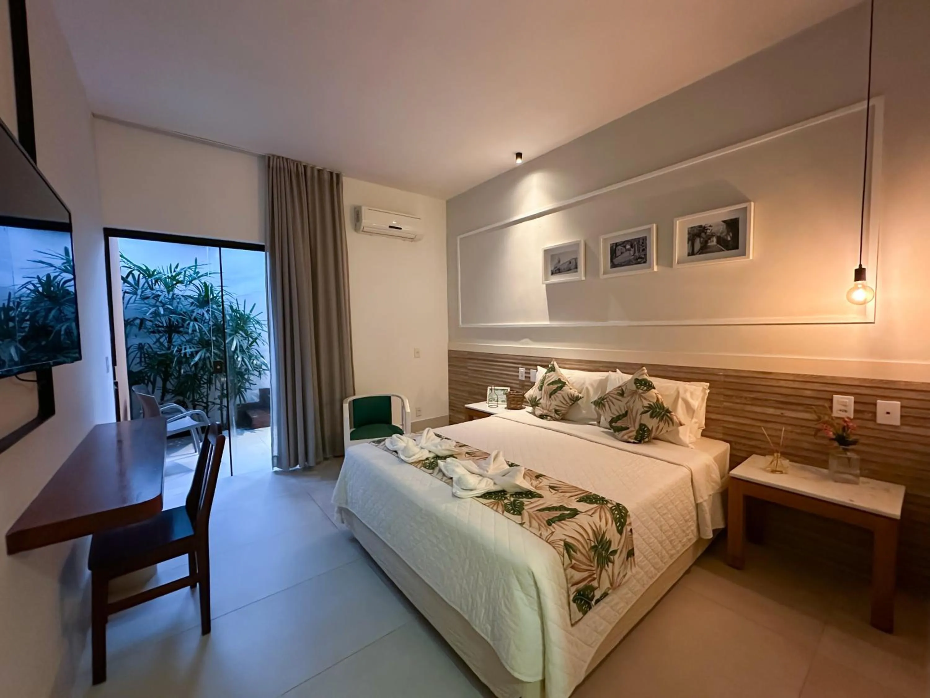 Photo of the whole room, Bed in Passagem Concept Hotel e Spa