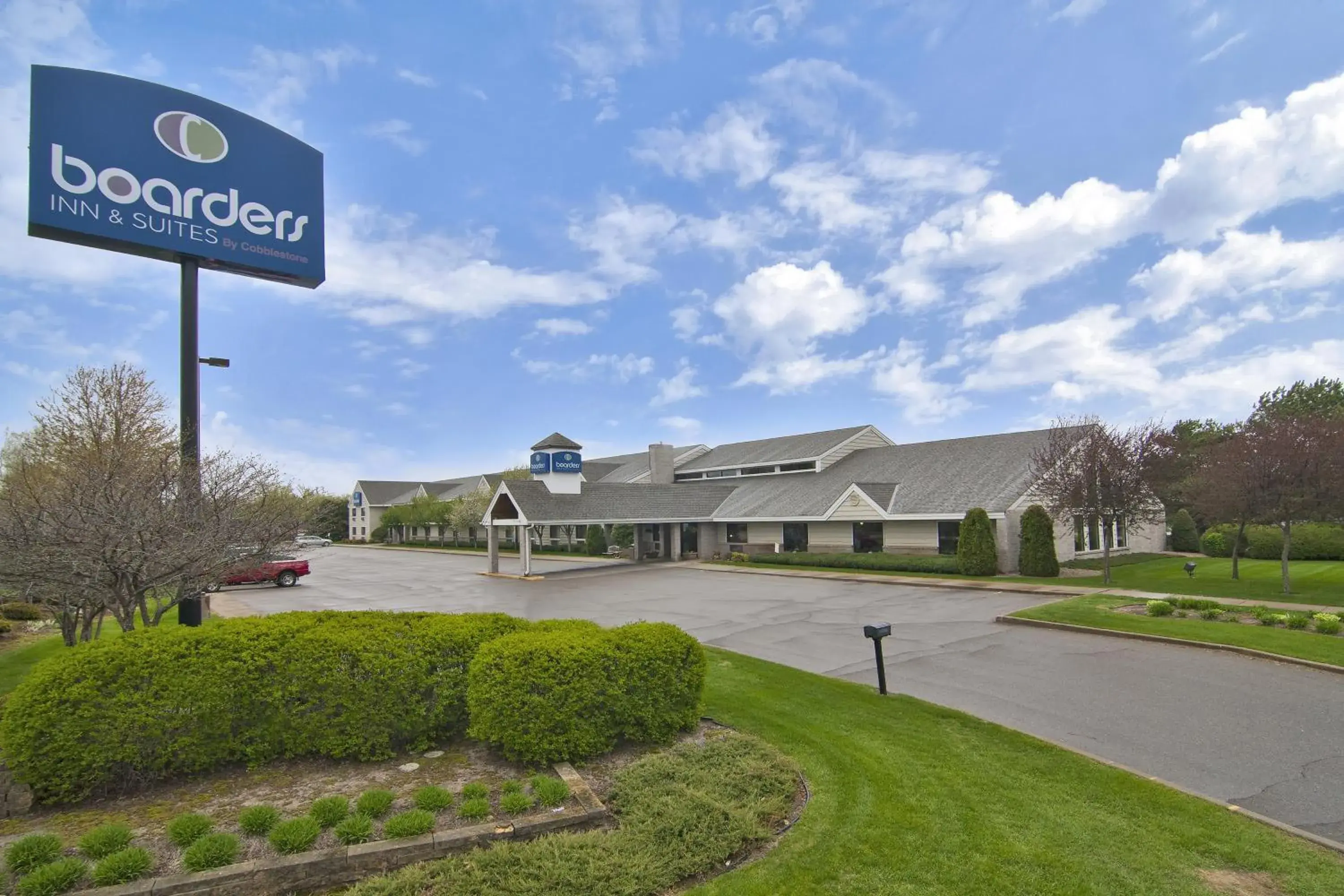 Property building in Boarders Inn & Suites by Cobblestone Hotels - Faribault Property building in Boarders Inn & Suites by Cobblestone Hotels - Faribault