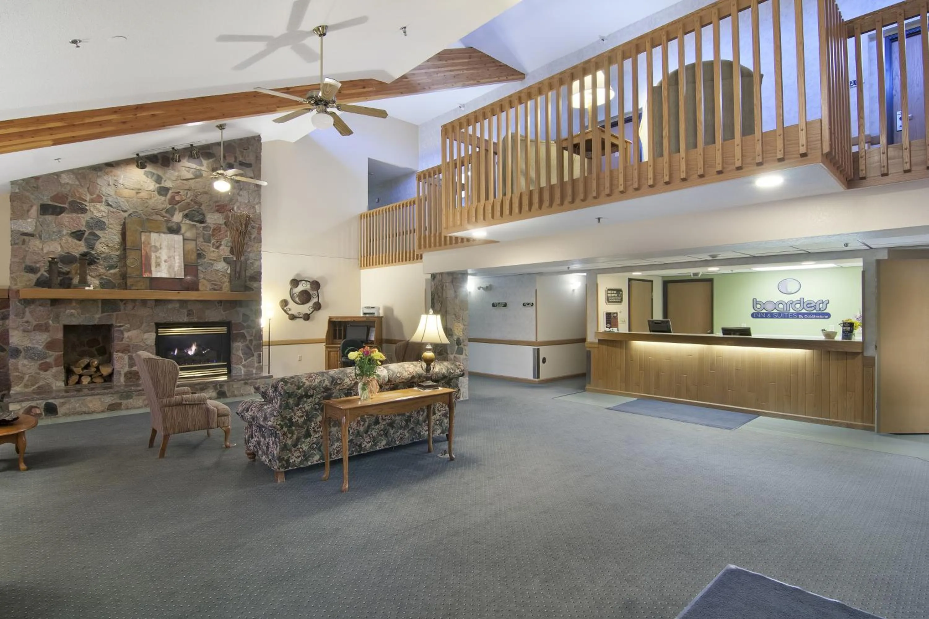 Lobby or reception in Boarders Inn & Suites by Cobblestone Hotels - Faribault