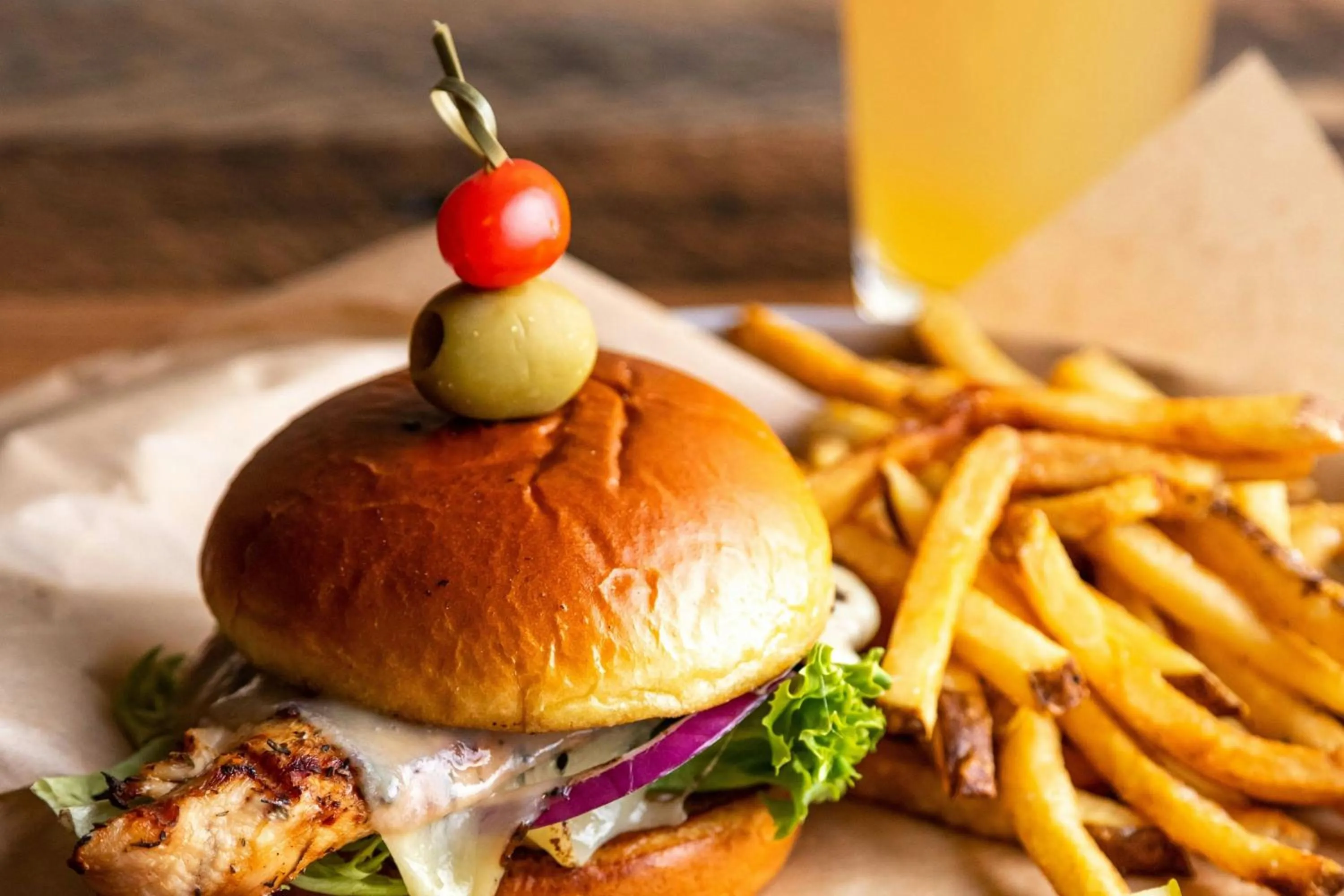 Restaurant/places to eat in Four Points by Sheraton Peoria