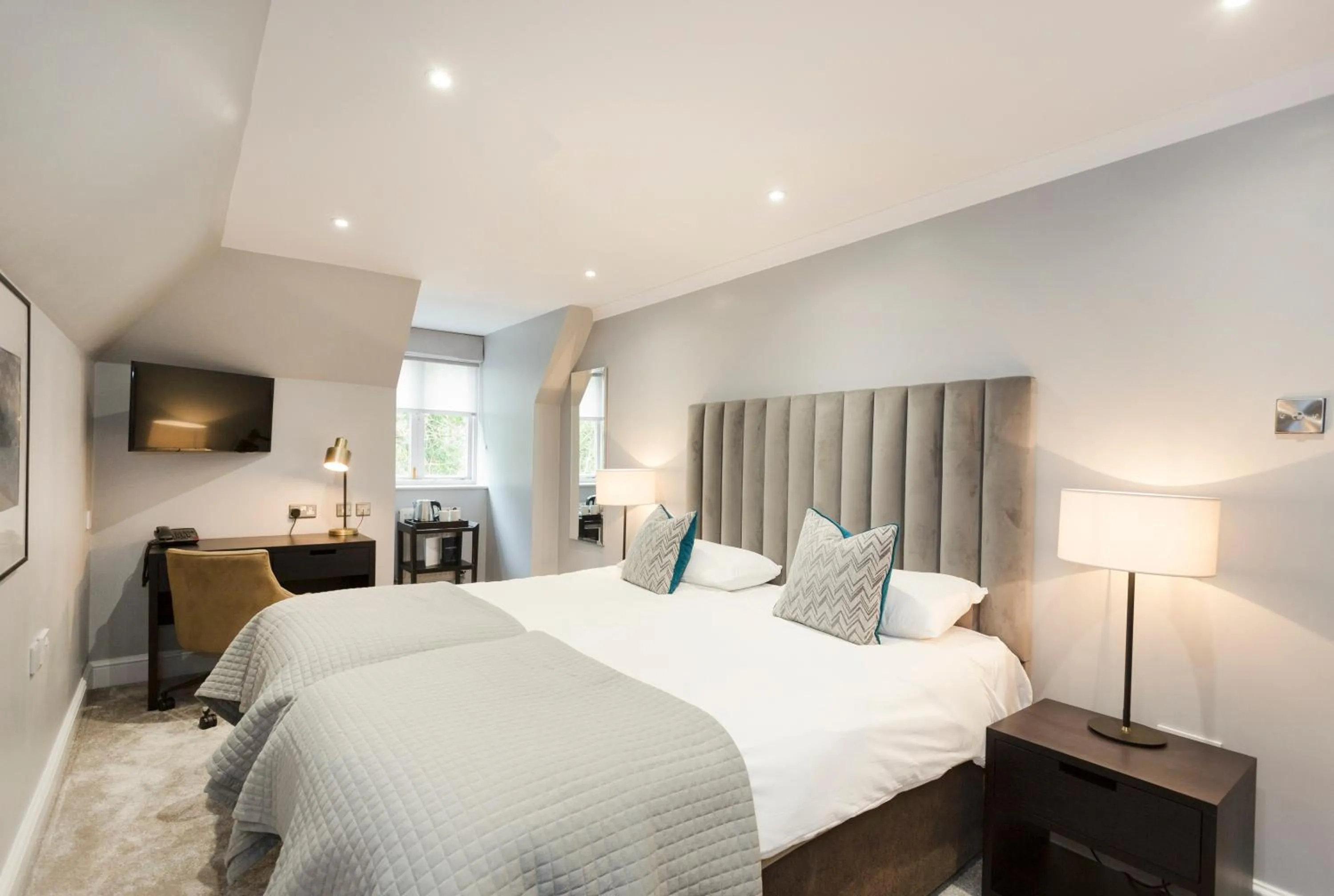 Bed in Gorse Hill Hotel