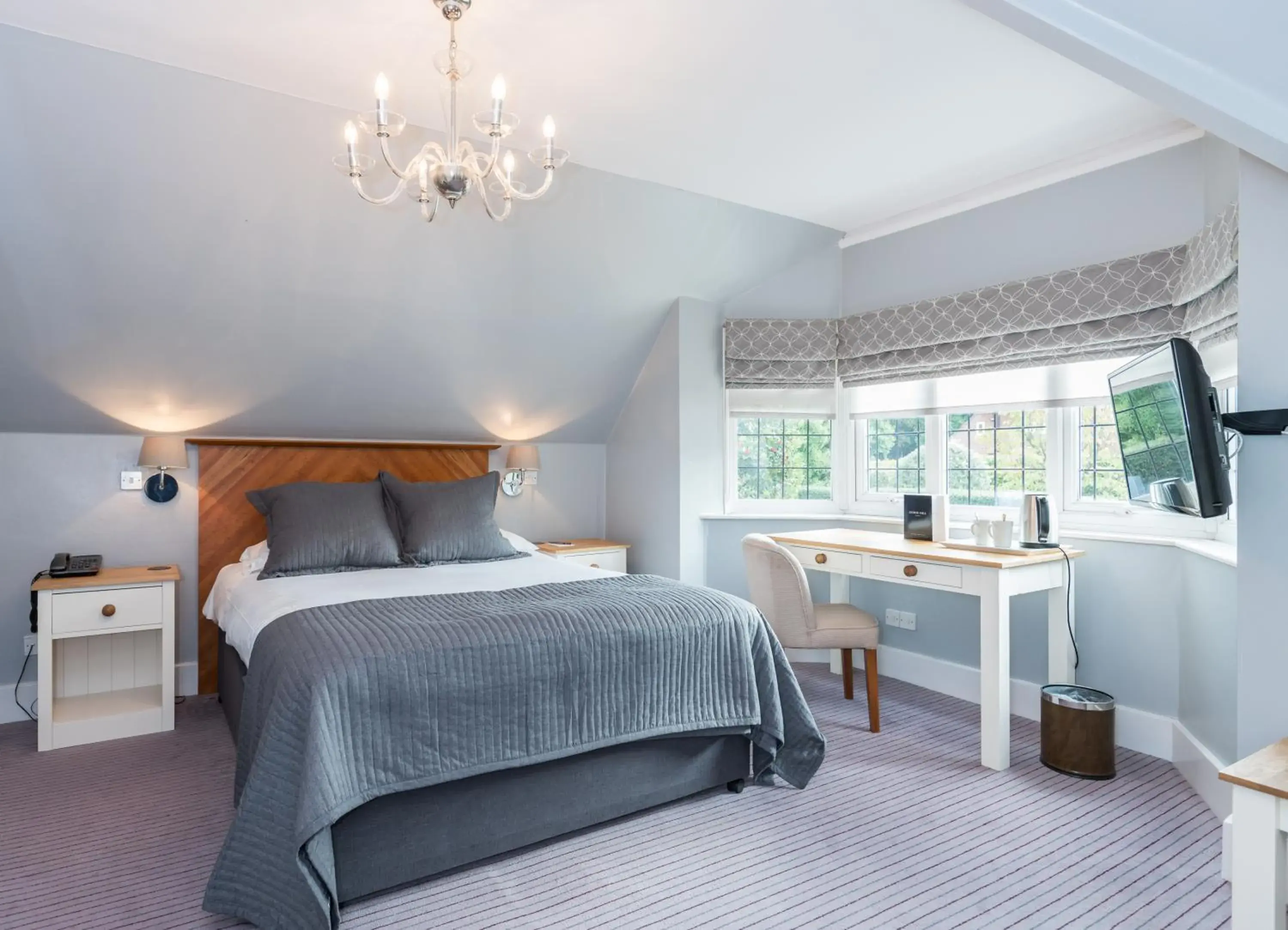 Lodge Double in Gorse Hill Hotel Lodge Double in Gorse Hill Hotel