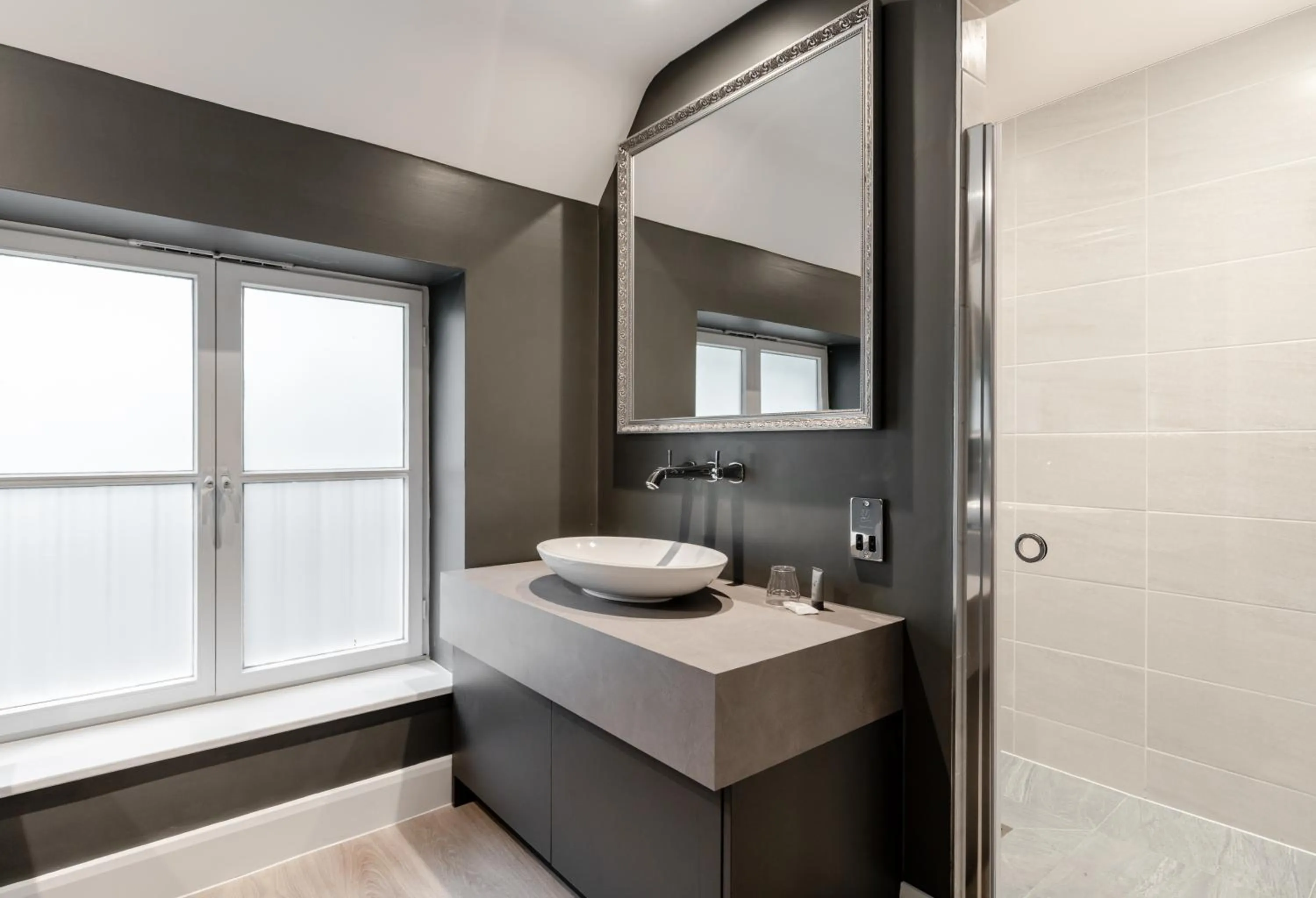 Bathroom in Gorse Hill Hotel